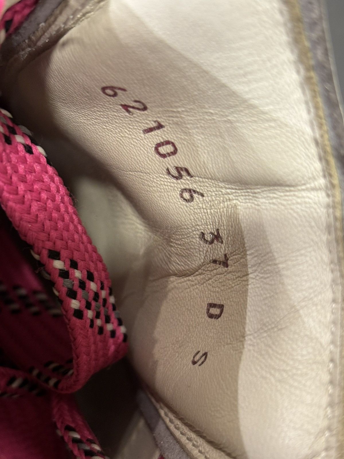 Alexander McQueen Alexander McQueen Pink Silicone Oversized Sneaker Size US 5 / EU 37 - 9 Thumbnail