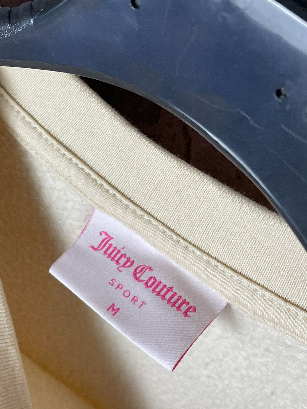 Japanese Brand × Juicy Couture Juicy Couture Y2K Big Logo Beige Sport Sweatshirt Crewneck Size M / US 6-8 / IT 42-44 - 8 Thumbnail