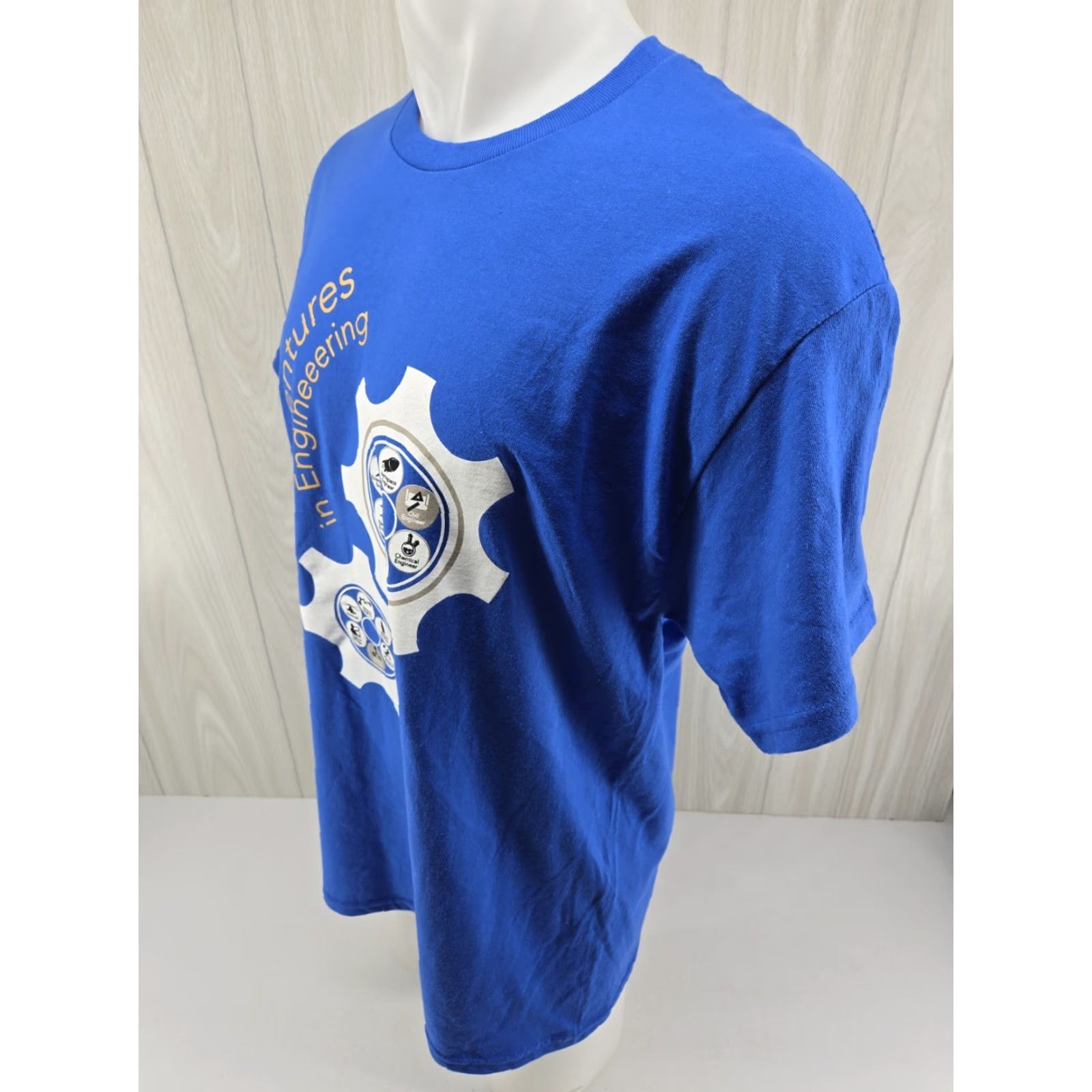 Gildan UAH University of Alabama ASMDA Missile Defense Blue T-Shirt L Mens Regular Cotton Gildan Short Sleeve Crew Neck Size US L / EU 52-54 / 3 - 5 Thumbnail
