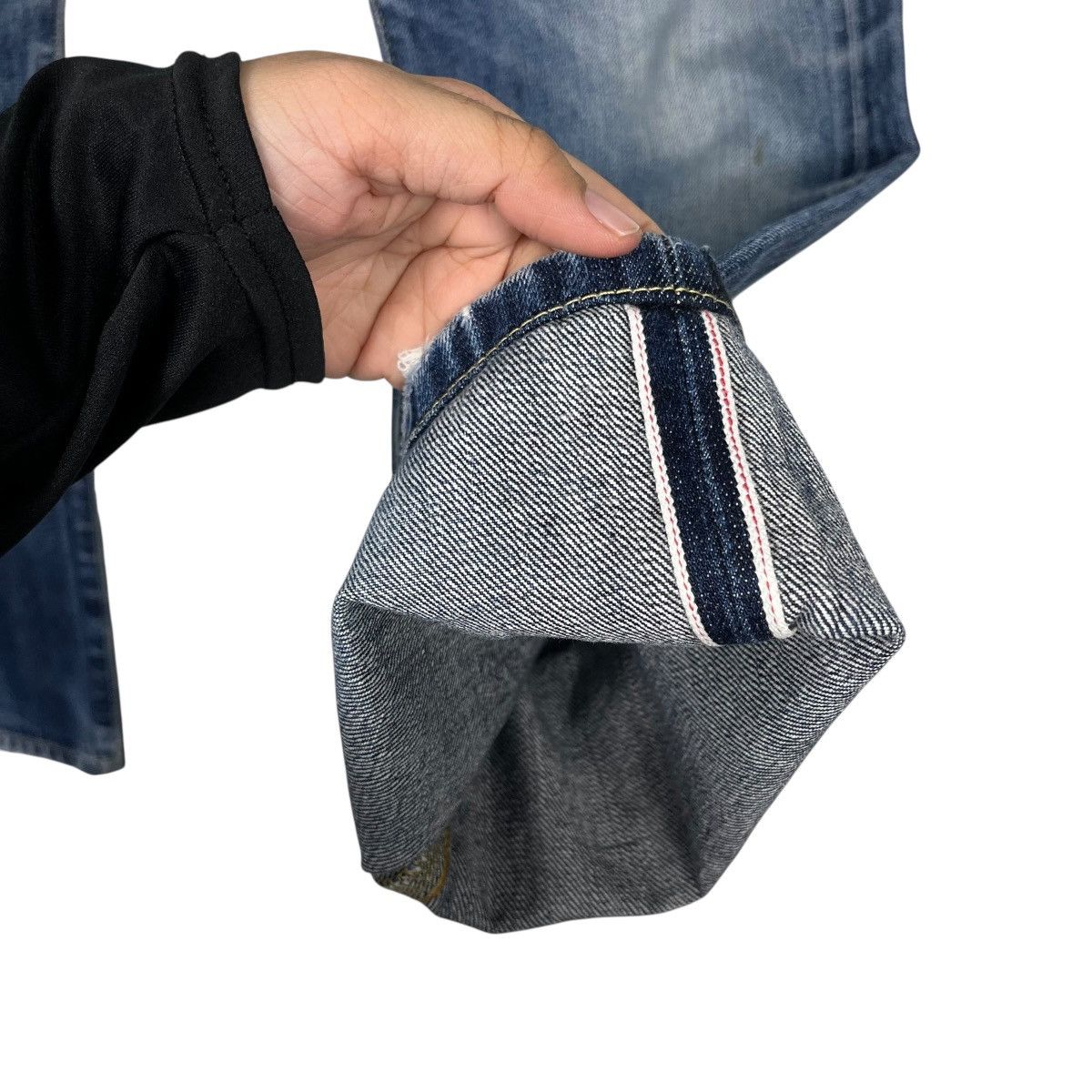 Japanese Brand Vintage Japanese Designer Selvedge Distressed Denim Jeans Size US 31 - 12 Thumbnail