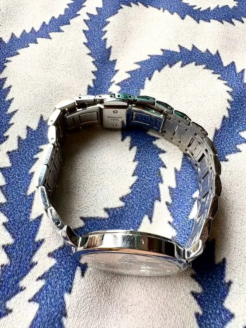 Vivienne Westwood Vivienne Westwood Pink Saturn dial silver bracelet watch Size ONE SIZE - 7 Thumbnail