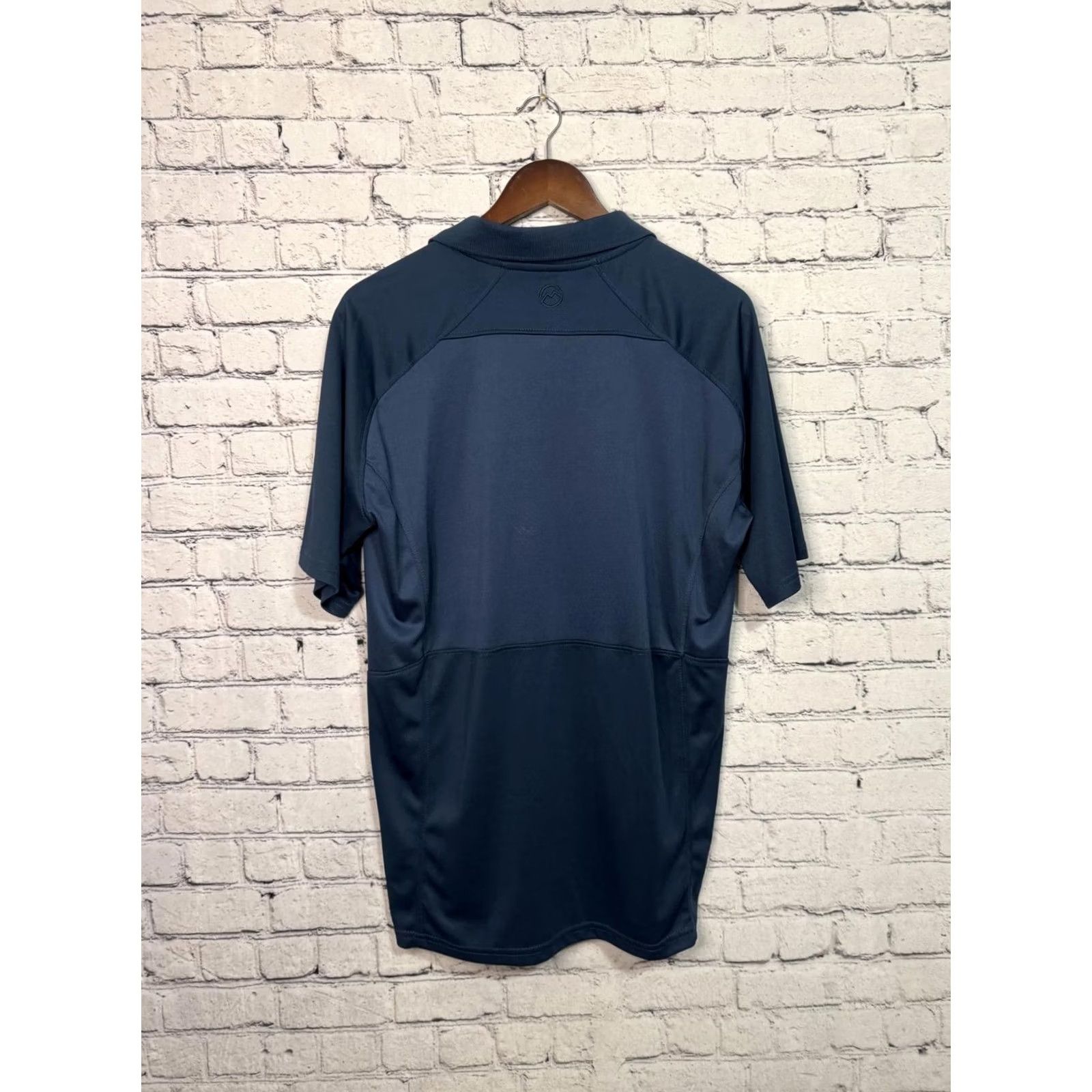 Vintage Magellan Outdoors Polo Shirt Mens Regular Size M Blue Moisture-Wicking Button-Down Collar Short Sleeve Classic Fit Size US M / EU 48-50 / 2 - 4 Thumbnail