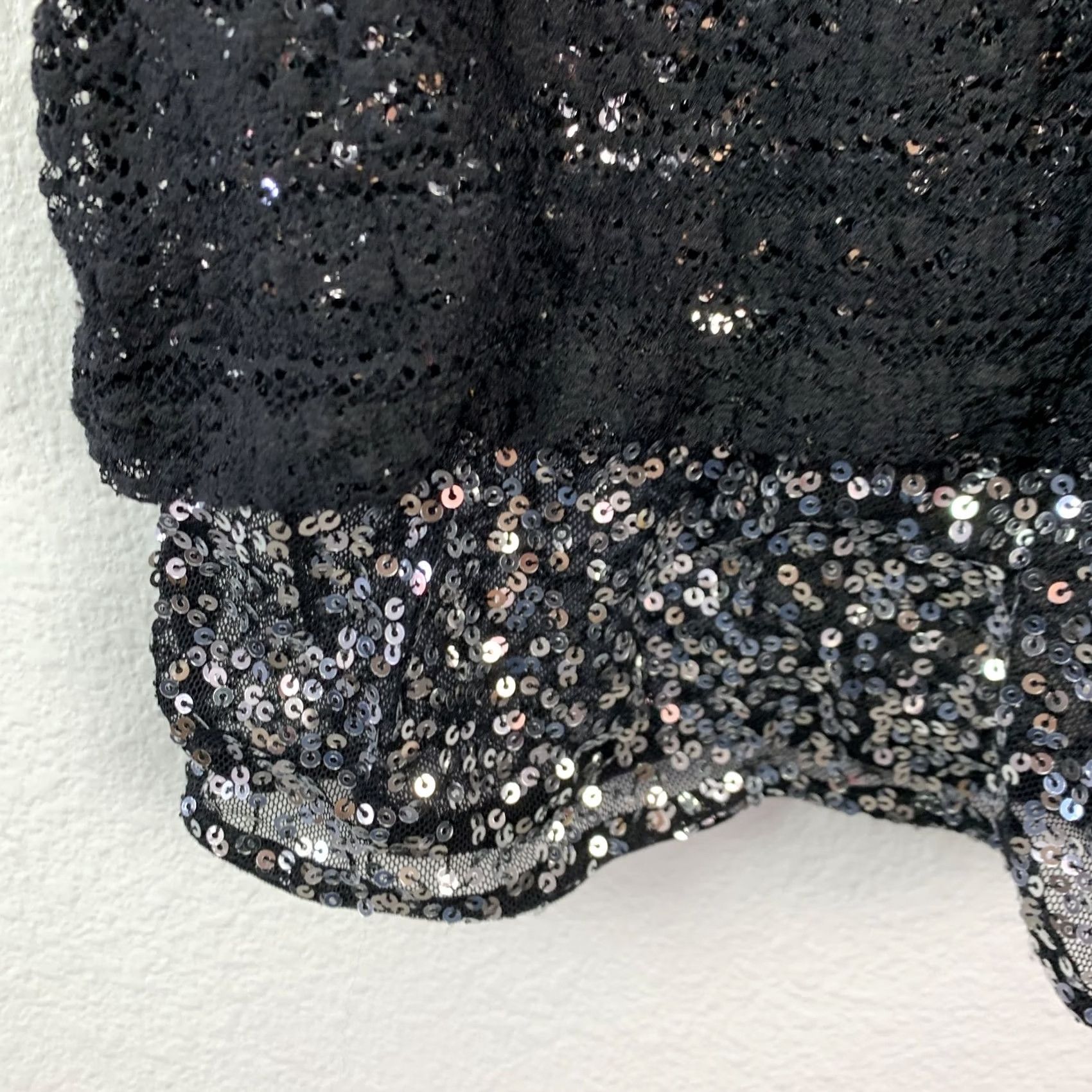 Vintage Daytrip Women's Black Sequin Lace One Shoulder Top M Sparkle Party Shirt Size M / US 6-8 / IT 42-44 - 3 Thumbnail