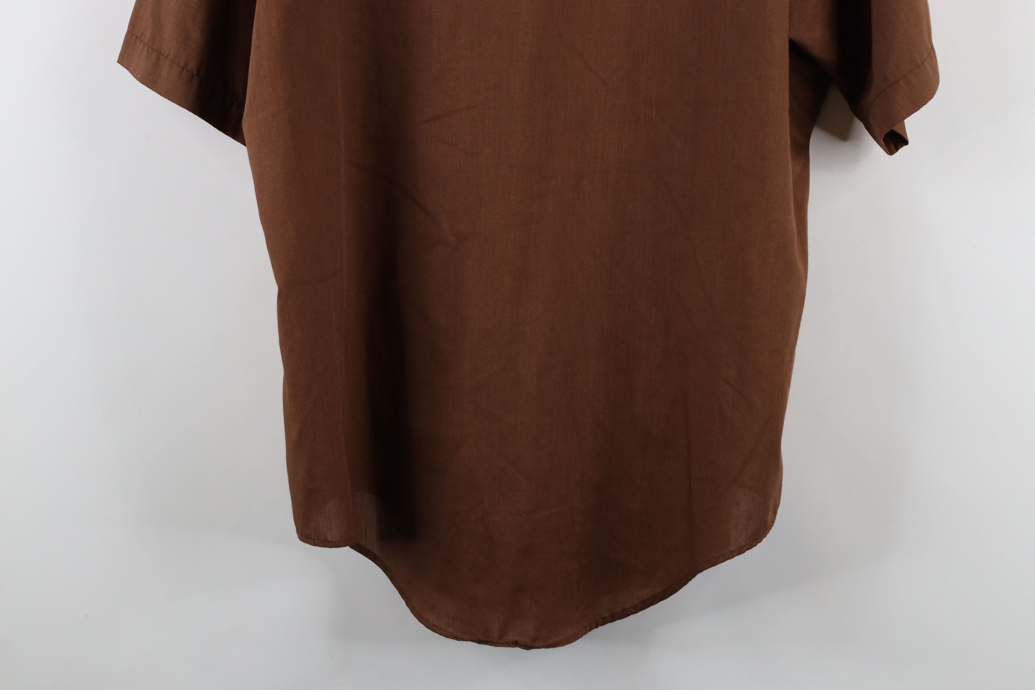Vintage Vintage 70s Streetwear Short Sleeve Collared Button Shirt Size US XL / EU 56 / 4 - 10 Thumbnail