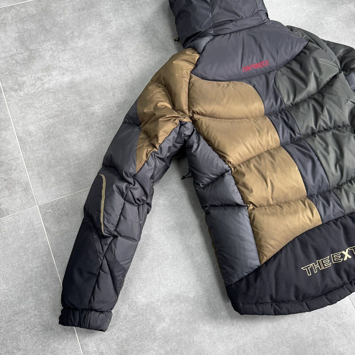 BLACKYAK Black Yak Namaste Extreme Peak Puffer Down Jacket Gorpcore Size US S / EU 44-46 / 1 - 22 Thumbnail