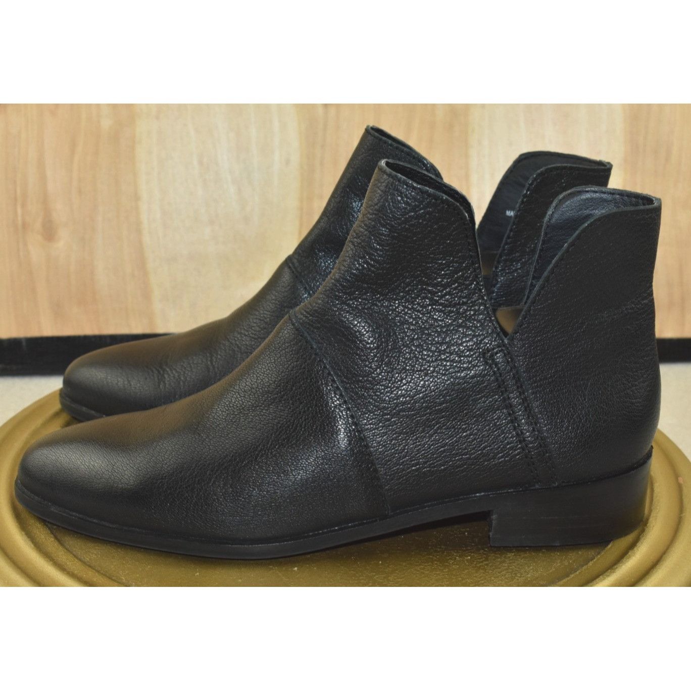 Lucky Brand Lucky Brand Paramo Women’s Booties Size 9 Black Pebbled Leat Size US 9 / IT 39 - 5 Thumbnail