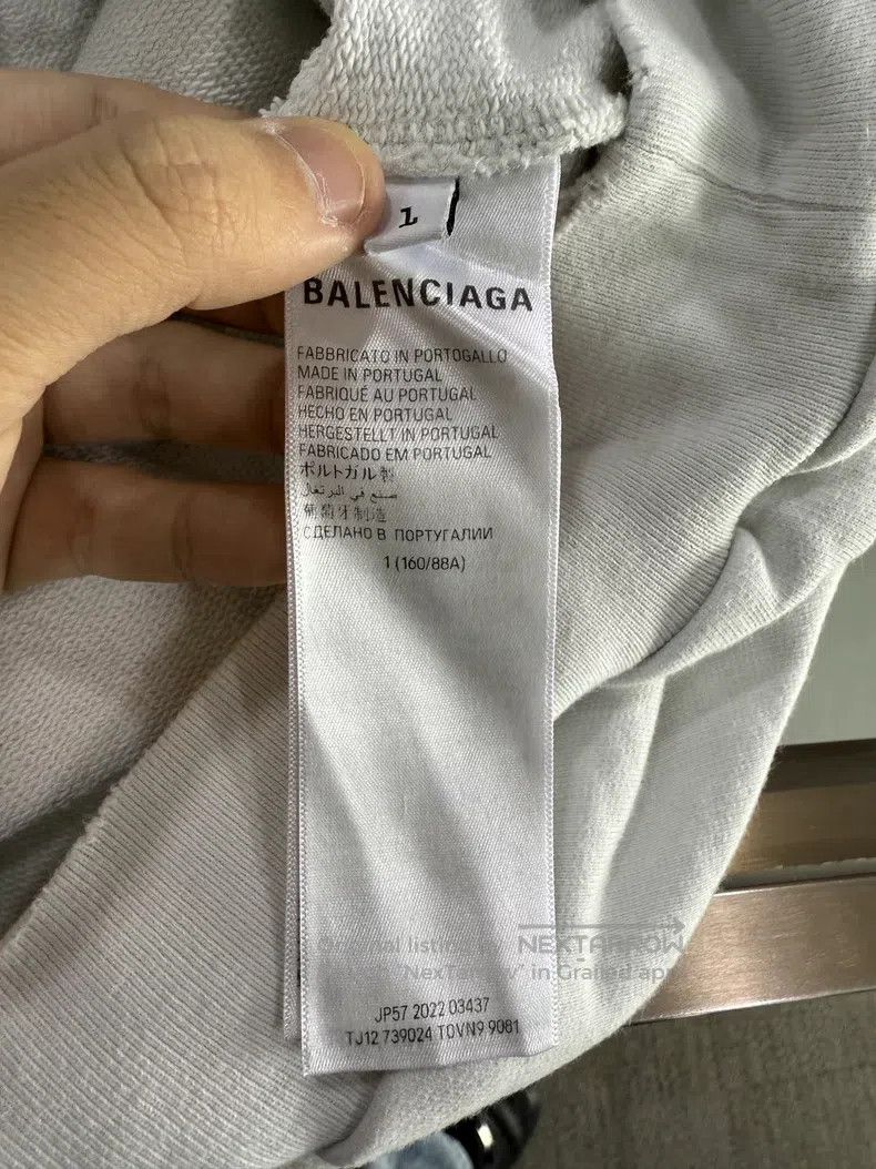 Balenciaga Balenciaga Decadent Website Hoodie Size US S / EU 44-46 / 1 - 4 Thumbnail