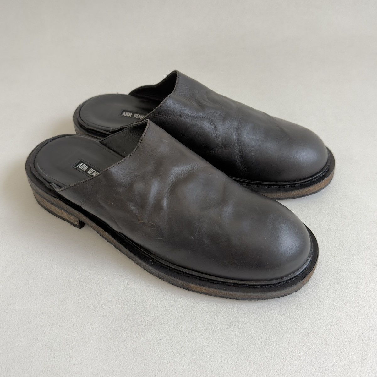 Ann Demeulemeester Early 2010s Black ‘Distressed Leather’ Mules Size US 8 / IT 38 - 20 Thumbnail