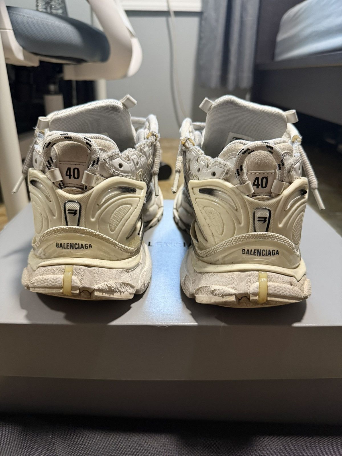 Balenciaga Balenciaga Runner V2 Gradient Size US 7 / EU 40 - 8 Thumbnail