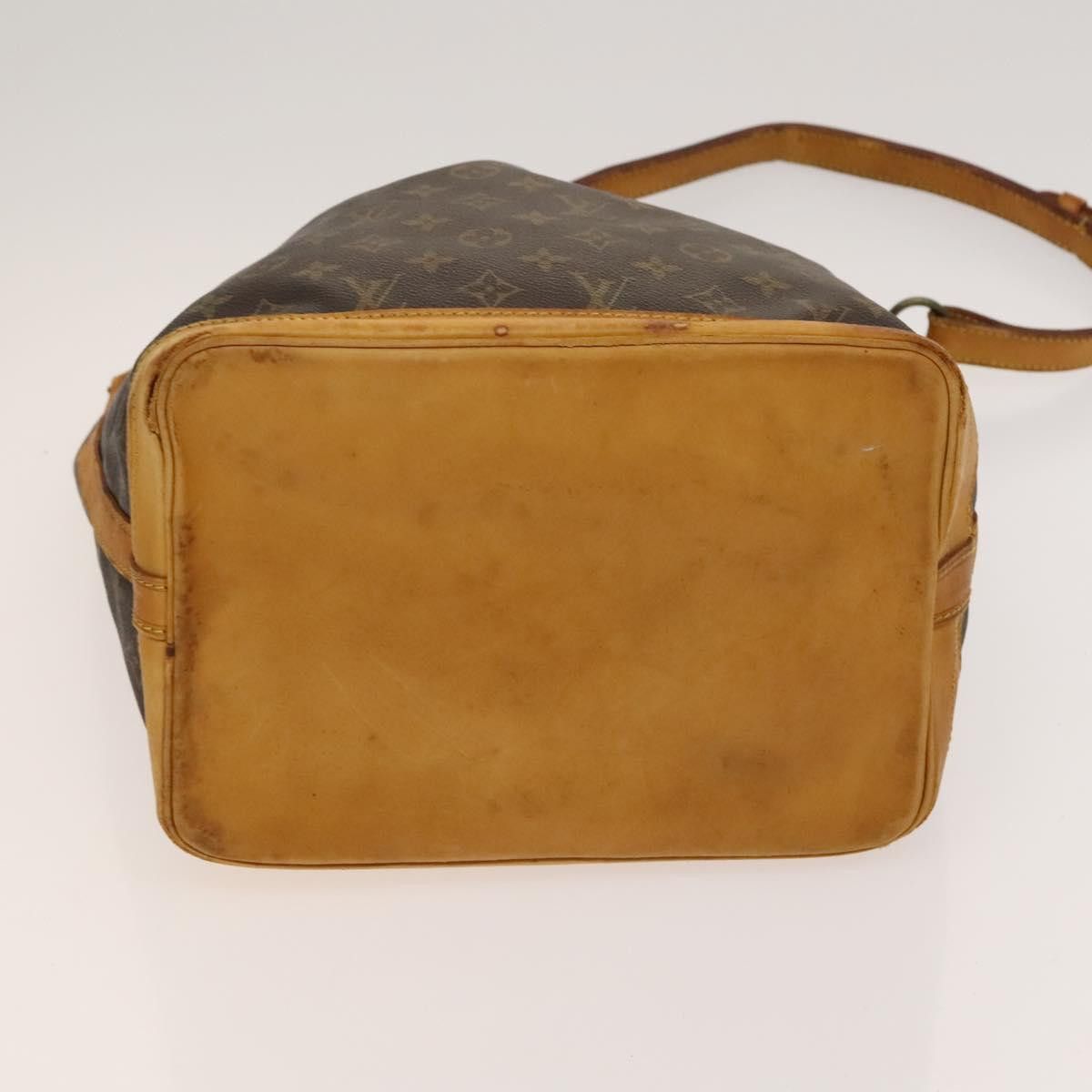 Louis Vuitton LOUIS VUITTON Monogram Noe Shoulder Bag M42224 Size ONE SIZE - 5 Thumbnail