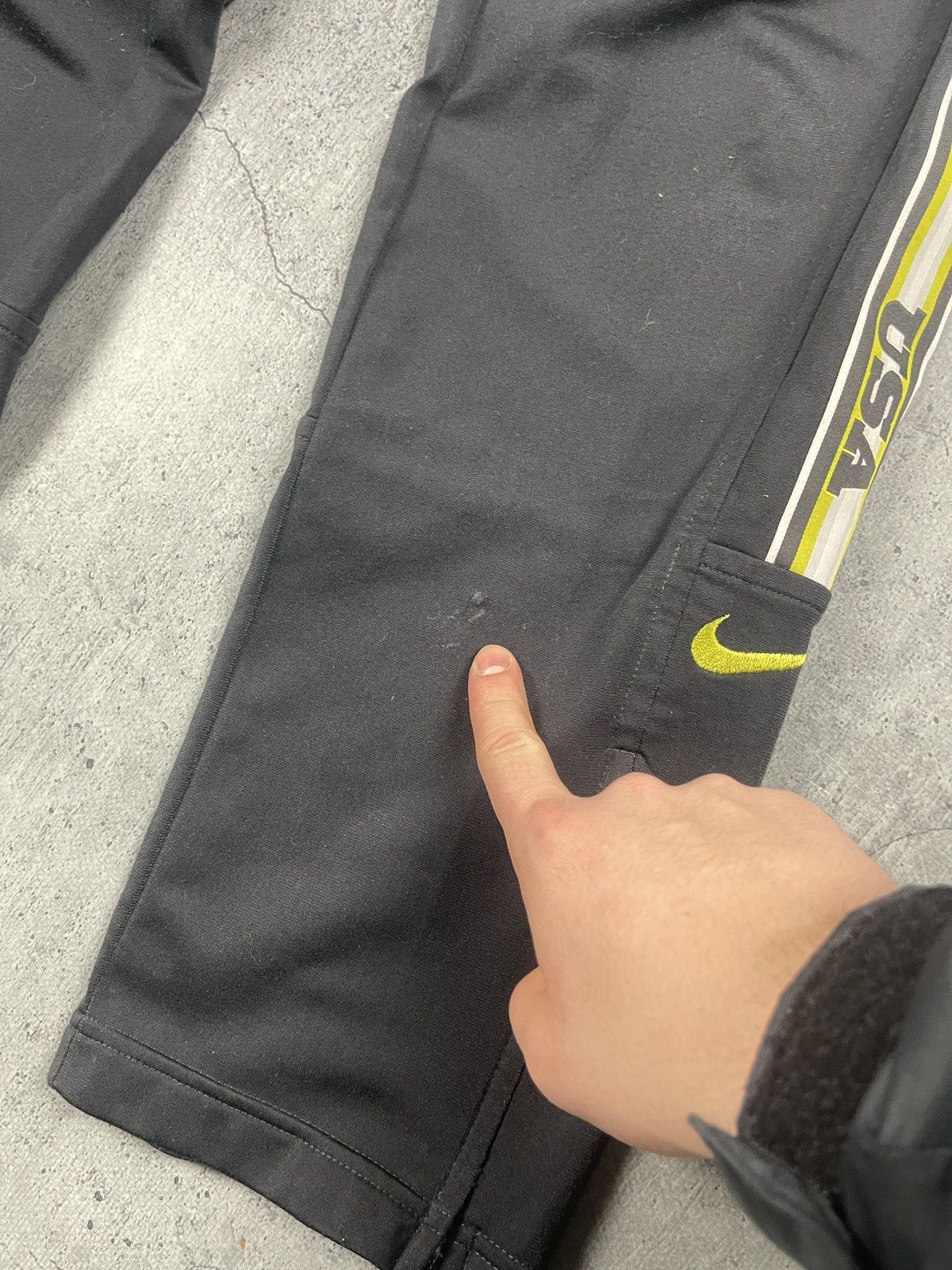 Nike × Nike ACG × Vintage Men's Vintage Nike USA Track Pants Sports Joggers Casual Swe Size US 30 / EU 46 - 4 Thumbnail