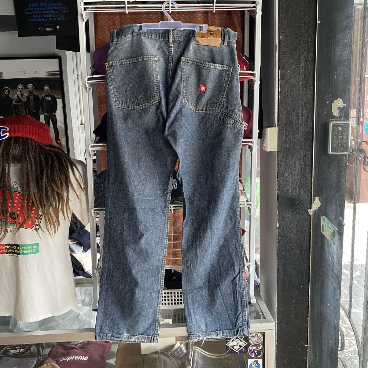 Gotcha SALES🔥Vintage Gotcha Washed Blue Loose 950 Rinse Jeans Pants Size US 36 / EU 52 - 1 Thumbnail