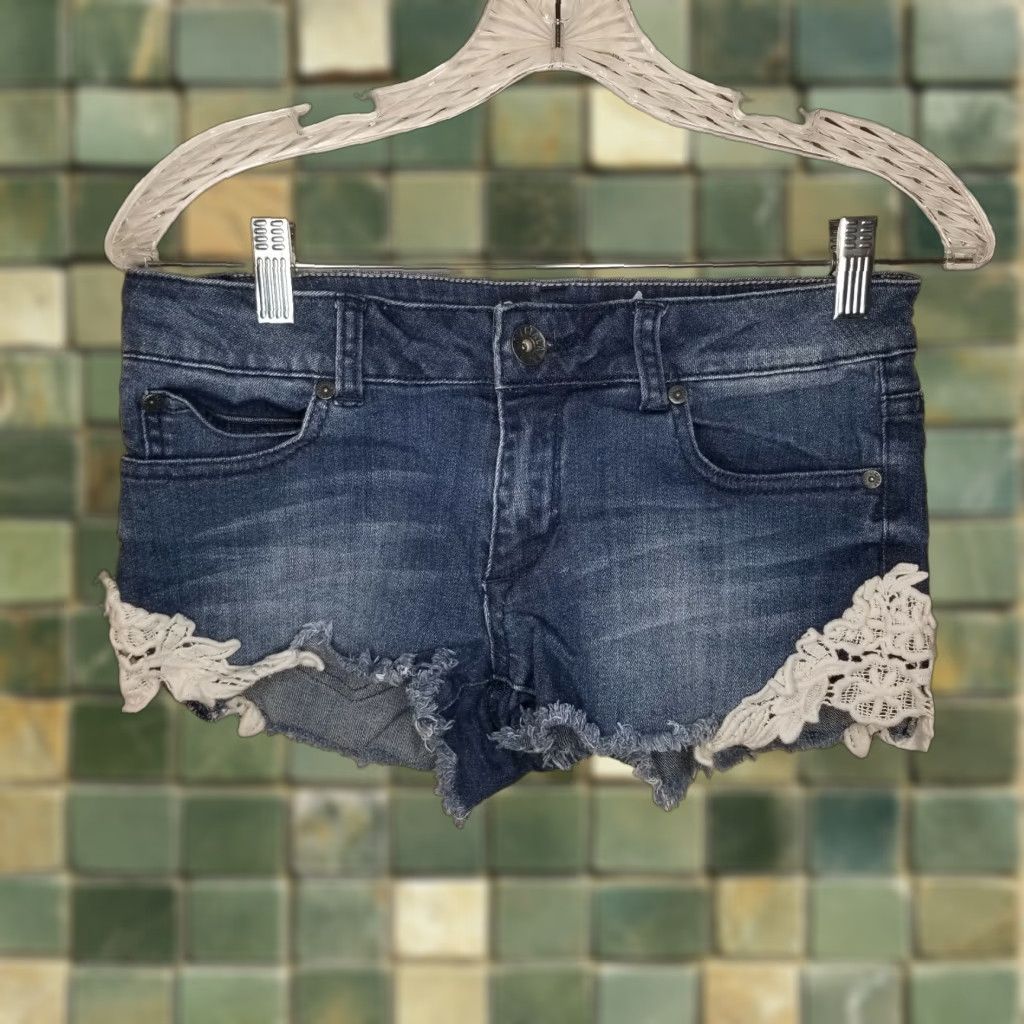 Vintage VINTAGE Special A Jeans Cut-Off Women Size M Blue Shorts/Jeans Women's M Cutoff Blue Denim Size 32" / US 10 / IT 46 - 1 Thumbnail