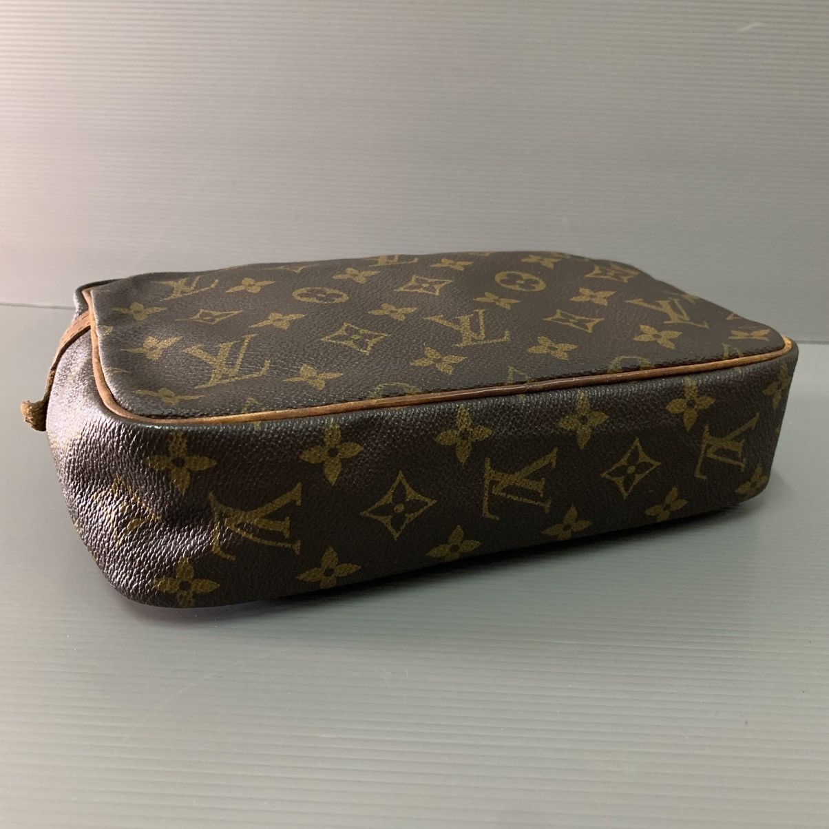 Louis Vuitton Louis Vuitton Monogram Clutch Bag Size ONE SIZE - 6 Thumbnail