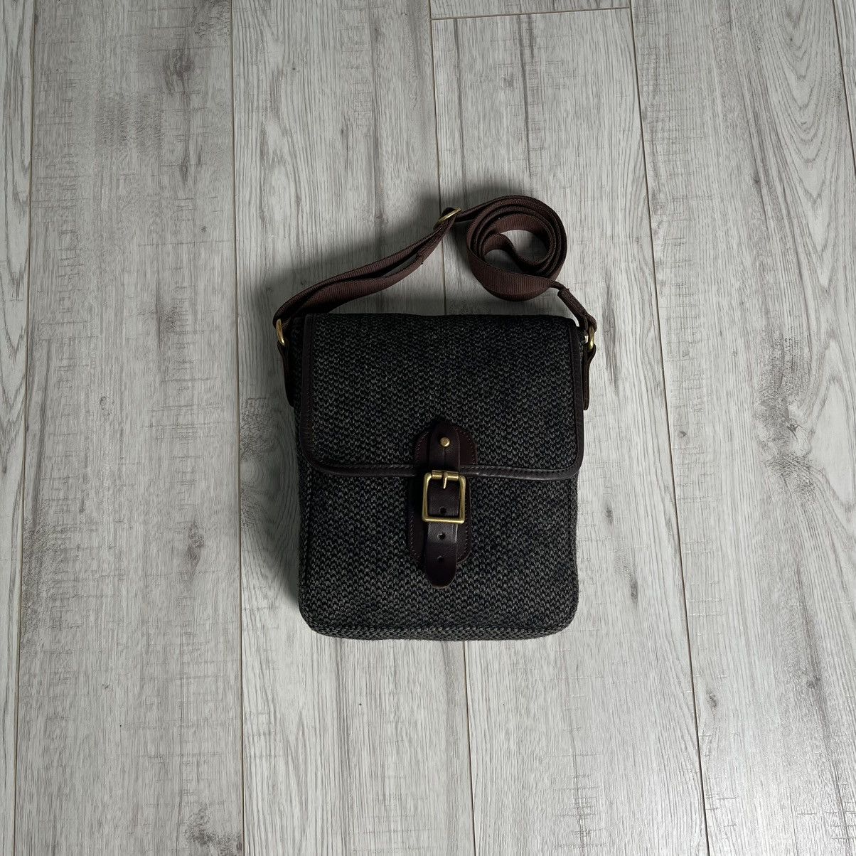 Harris Tweed Harris Tweed Luxury Vintage Bag Hand Woven Natural Materials Size ONE SIZE - 1 Thumbnail
