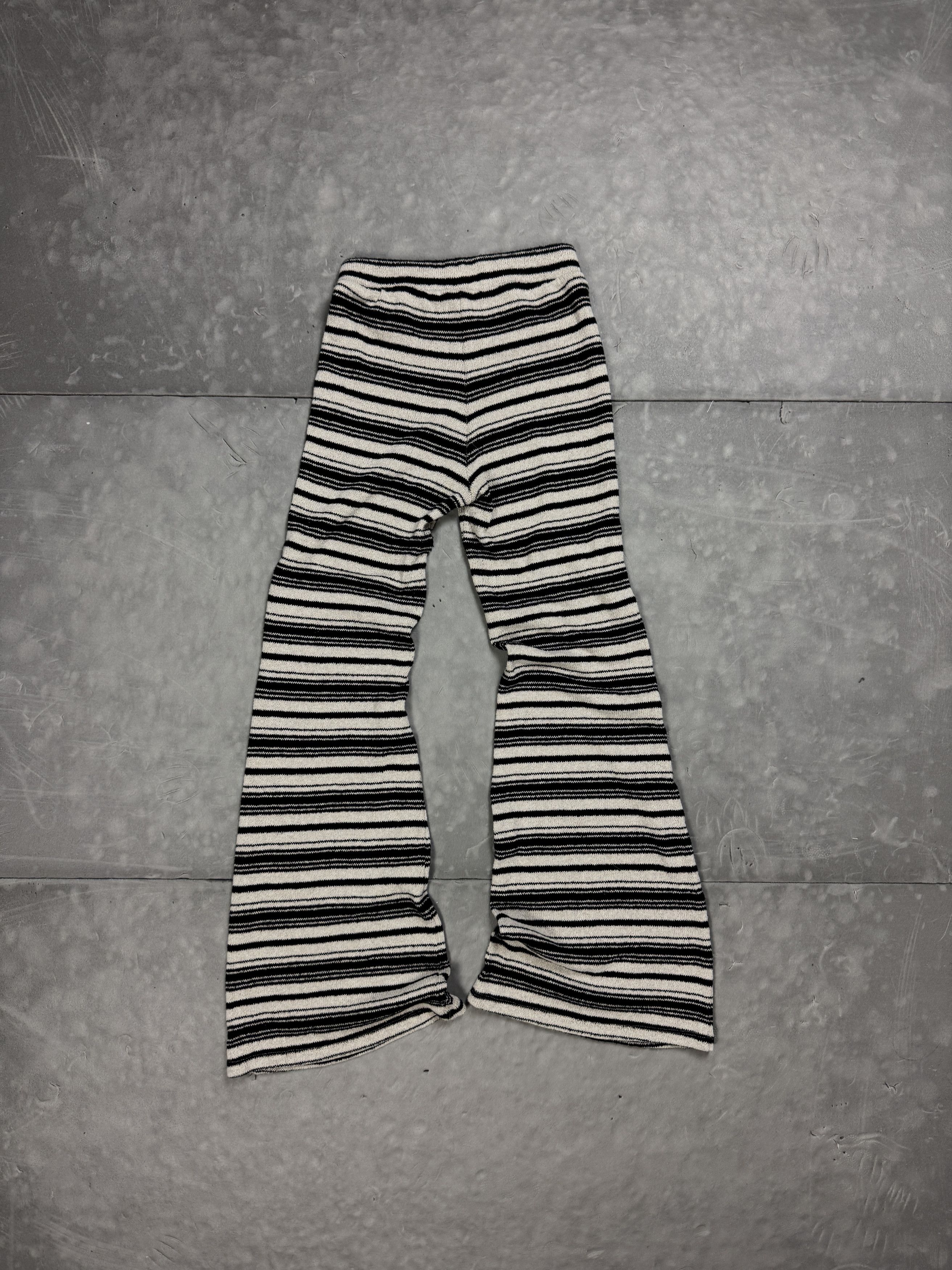Bershka Bershka knit cozy pants striped summer home basic Size 27" / US 4 / IT 40 - 2 Thumbnail