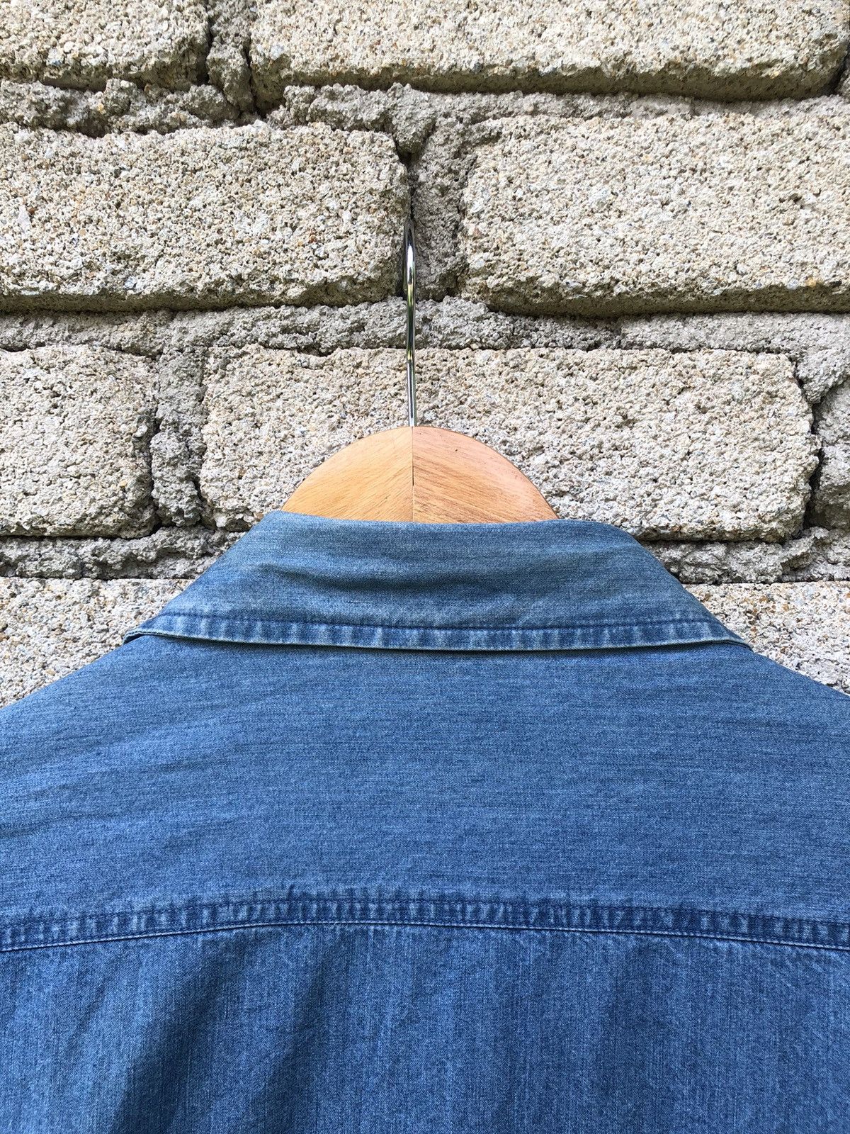 Obey Vintage Obey Thermal Buttons Jean Shirts Size US L / EU 52-54 / 3 - 16 Thumbnail