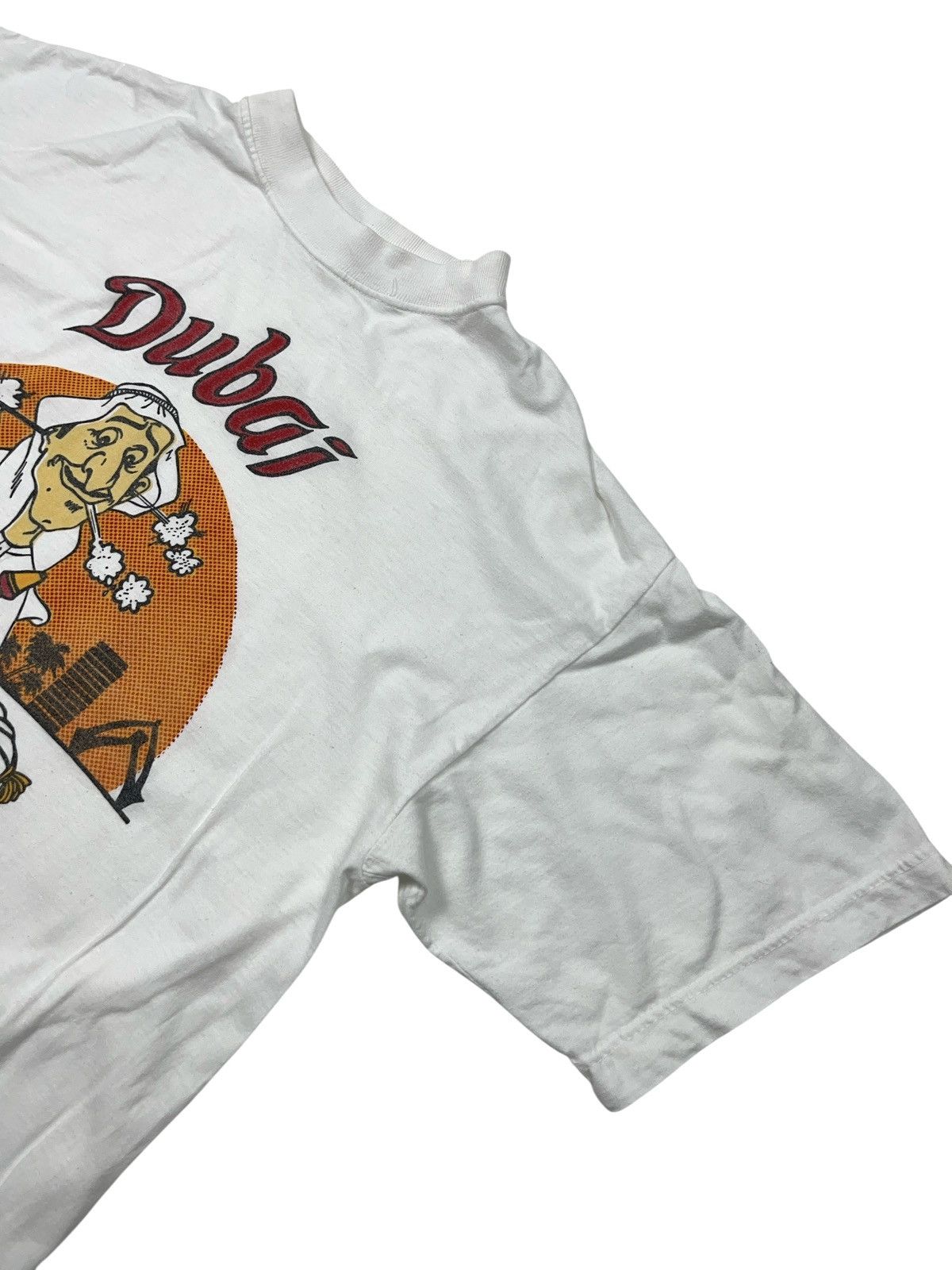 Vintage Vintage 90s Dubai Smoking Hookah UAE T-shirt Humor Size US M / EU 48-50 / 2 - 4 Thumbnail