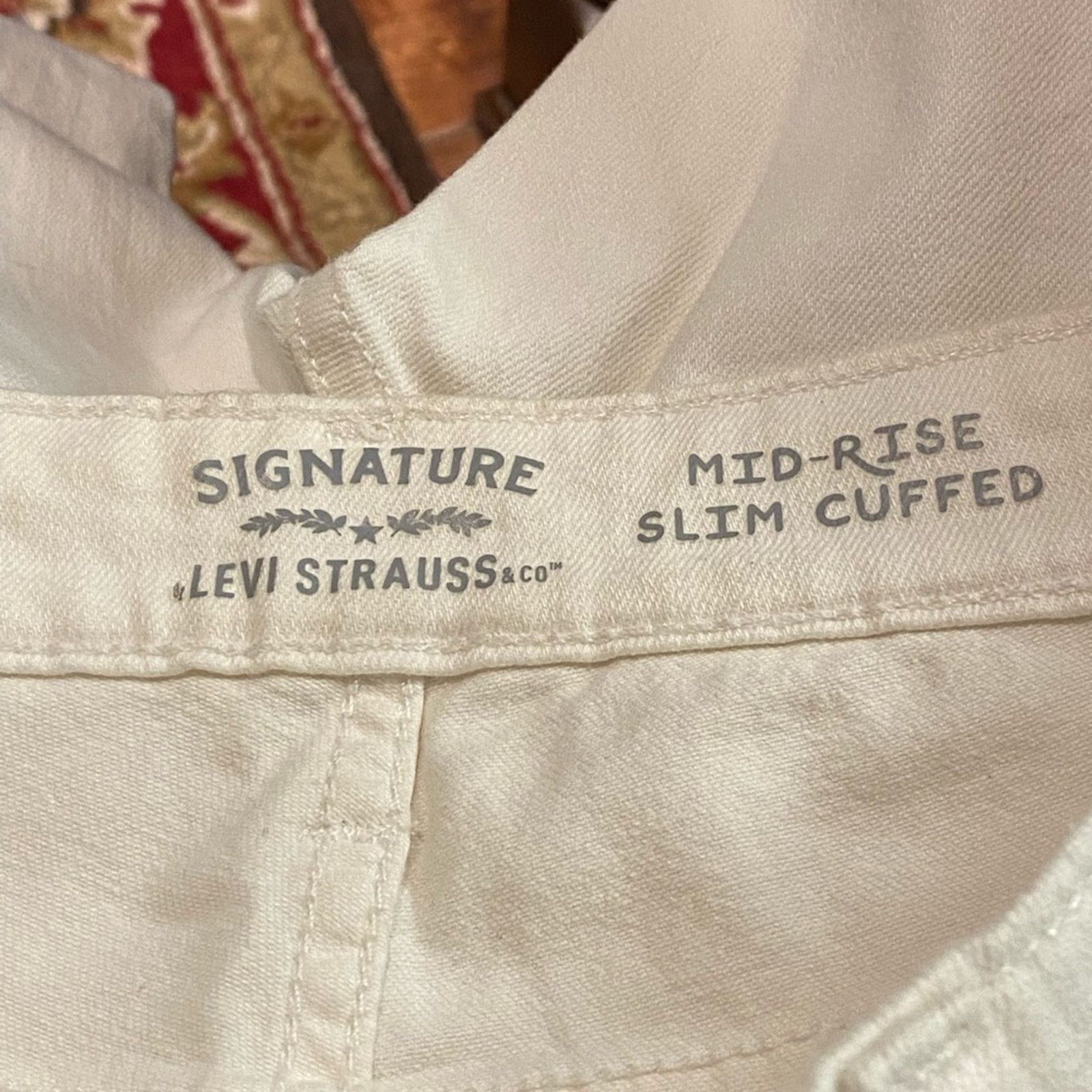 Levi's Levi’s Mid Rise Slim Cuffed White Denim Jeans Ladies 12/31 Size 31" - 3 Thumbnail