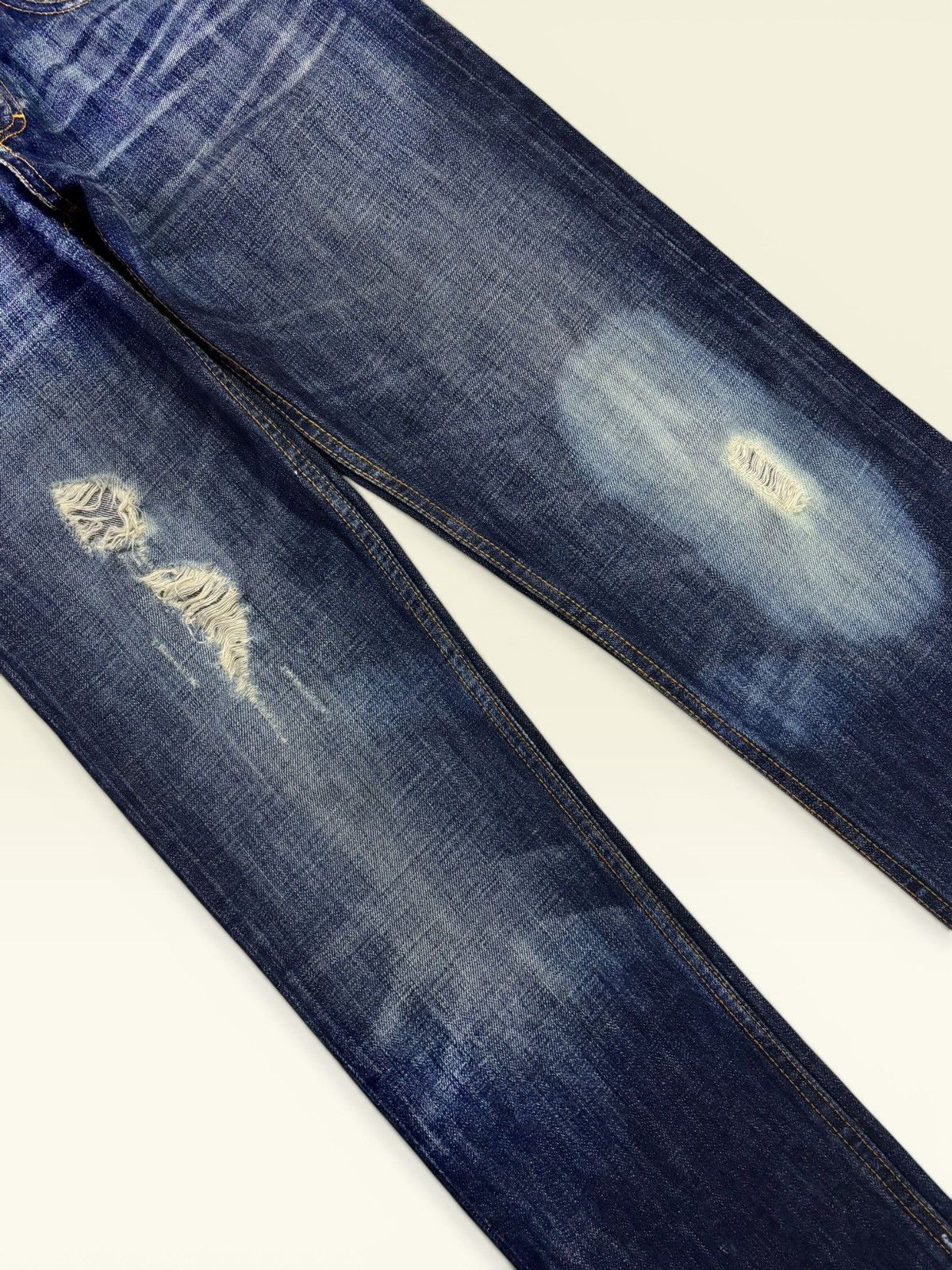Dolce & Gabbana Italy Dolce & Gabbana Distress Faded Jeans Size US 29 - 4 Thumbnail