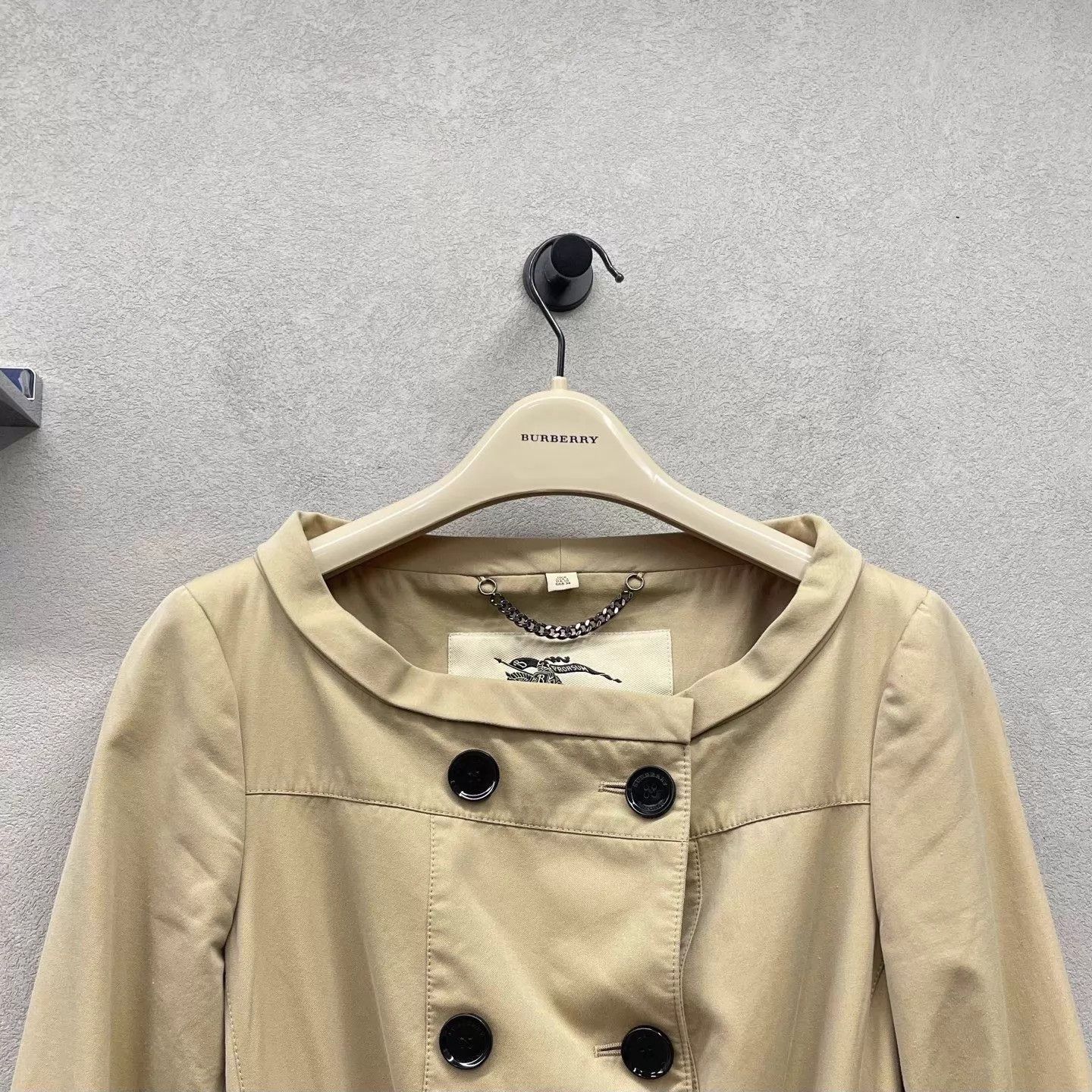 Burberry Burberry Classic Beige Belted Trench Coat 38 Unique Collar Size XS / US 0-2 / IT 36-38 - 4 Thumbnail