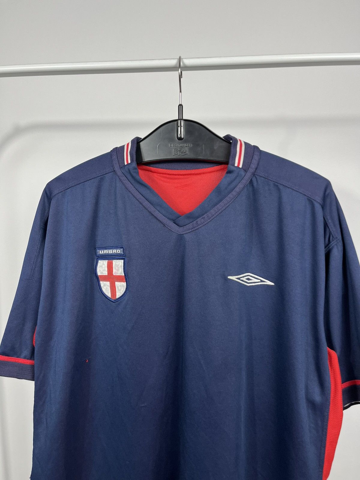 Umbro Vintage Umbro England Reversible Football Jersey Red Navy 00 Size US XL / EU 56 / 4 - 4 Thumbnail