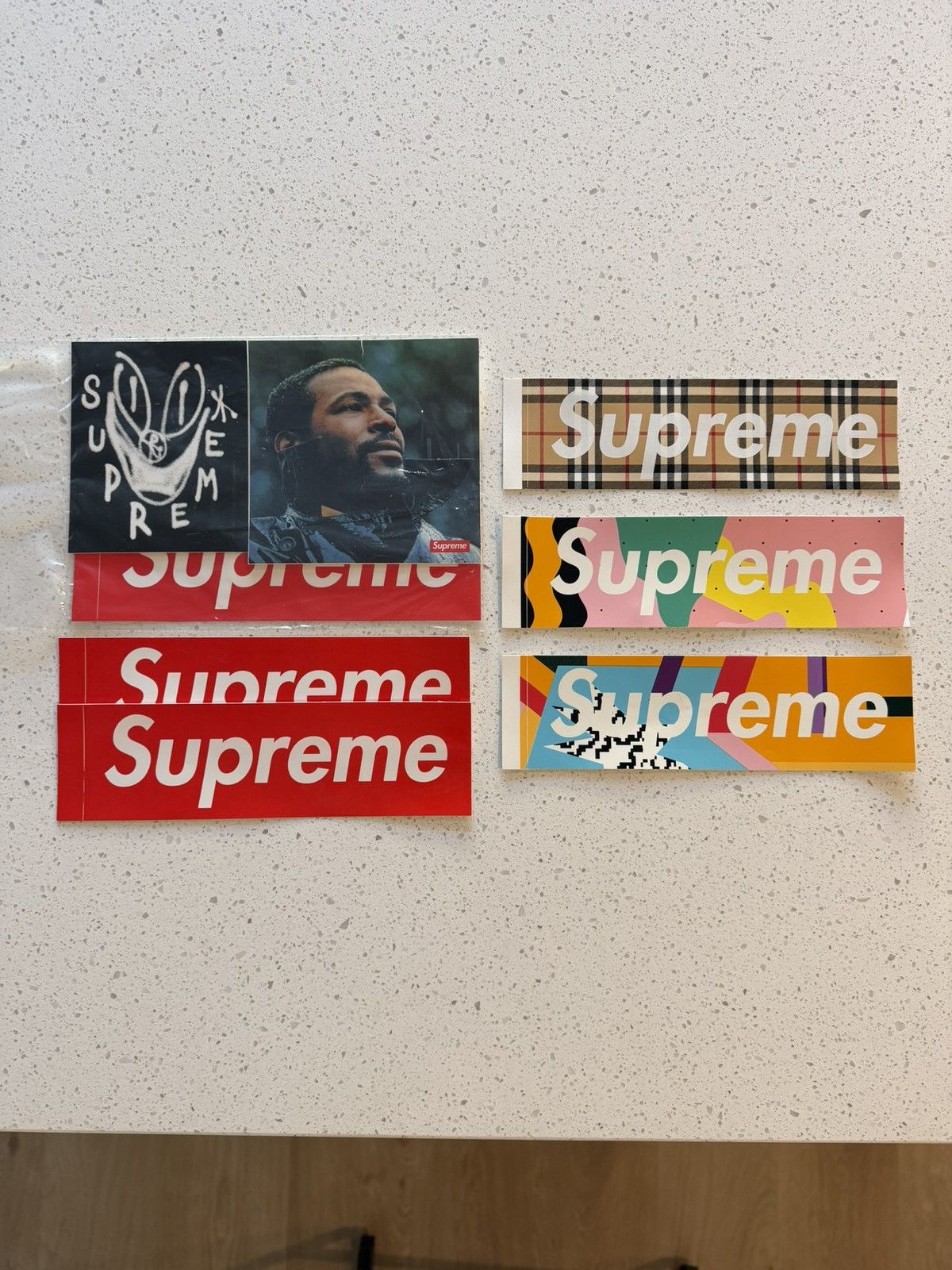 Supreme Box Logo Sticker Collection Burberry Mendini, Men's
