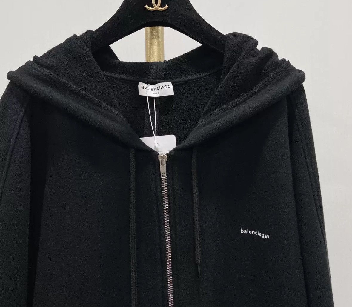 Balenciaga Balenciaga small logo black hooded jacket2412-Nextarrow Size US S / EU 44-46 / 1 - 3 Thumbnail