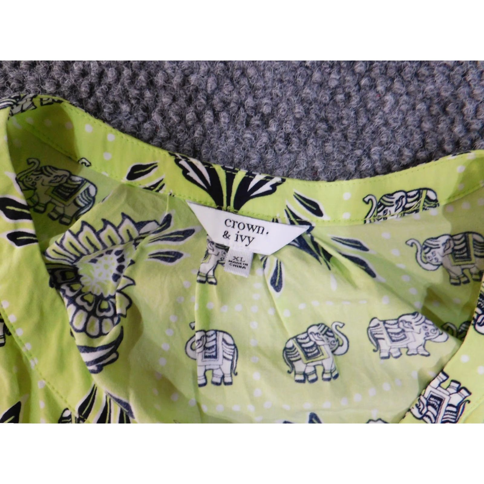 Vintage Crown & Ivy Blouse XL Women V-Neck Geometric Rayon Sleeveless Casual Top Green Floral Pattern Size XL / US 12-14 / IT 48-50 - 6 Thumbnail