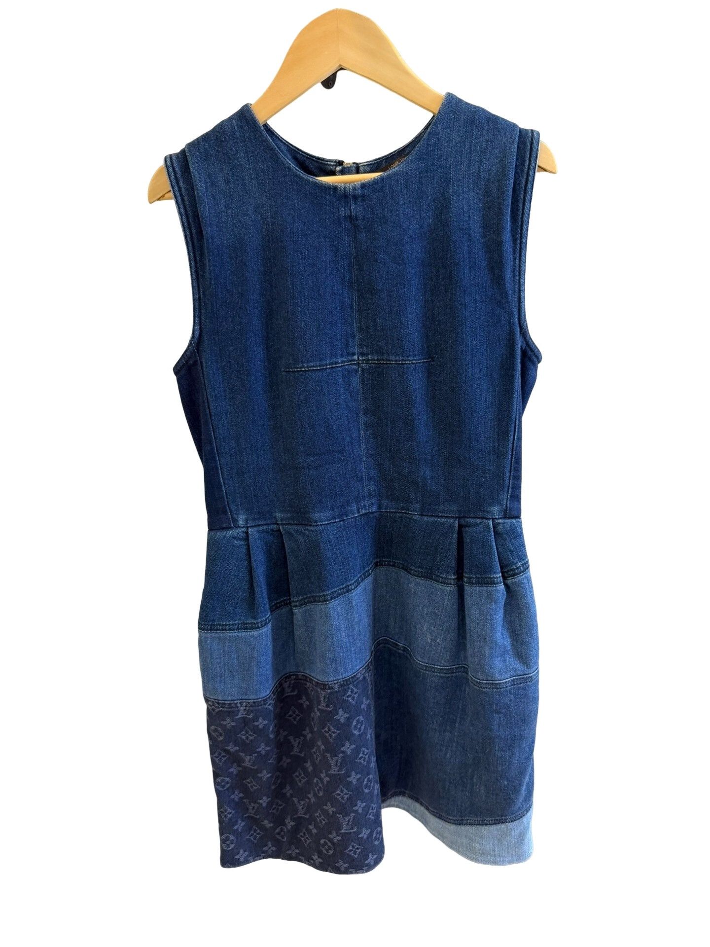 Louis Vuitton Louis Vuitton Monogram Patchwork Denim Dress 36 Size XS / US 0-2 / IT 36-38 - 1 Thumbnail
