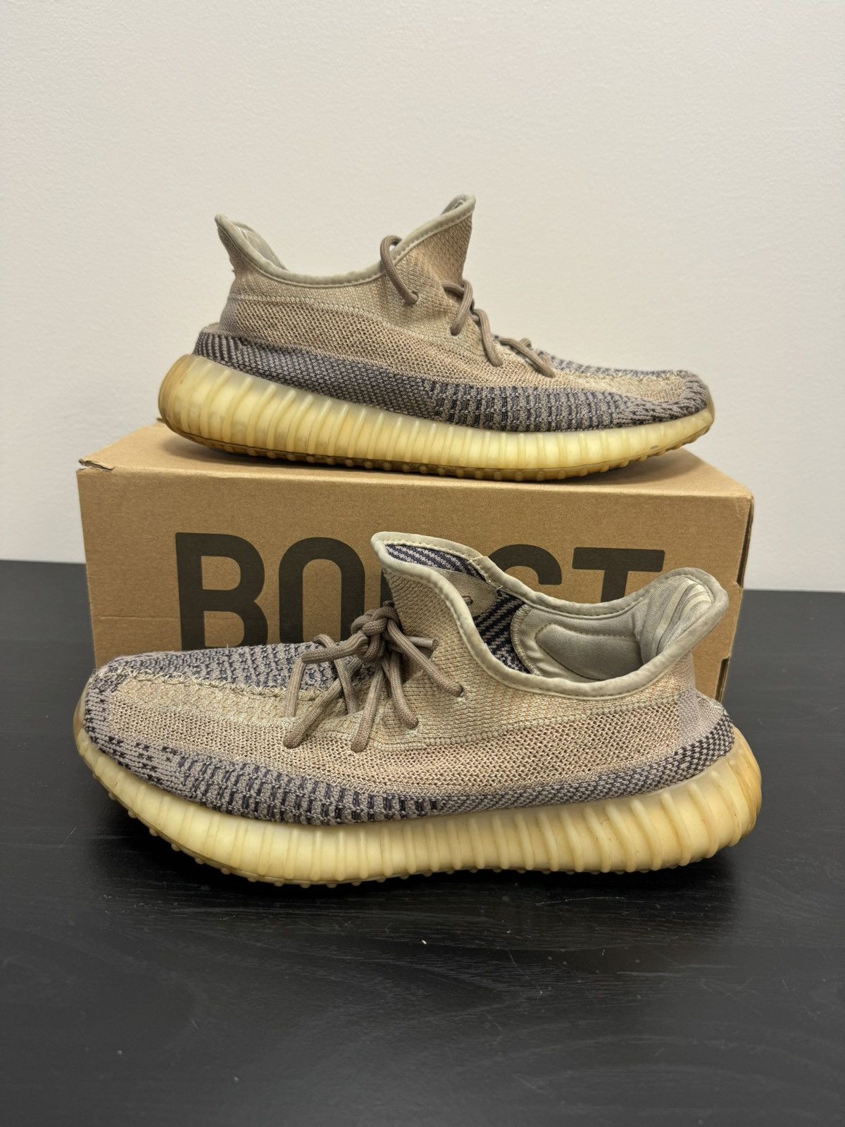 Yeezy Adidas Yeezy boost 350 v2 ash pearl Size US 11 / EU 44 - 1 Thumbnail