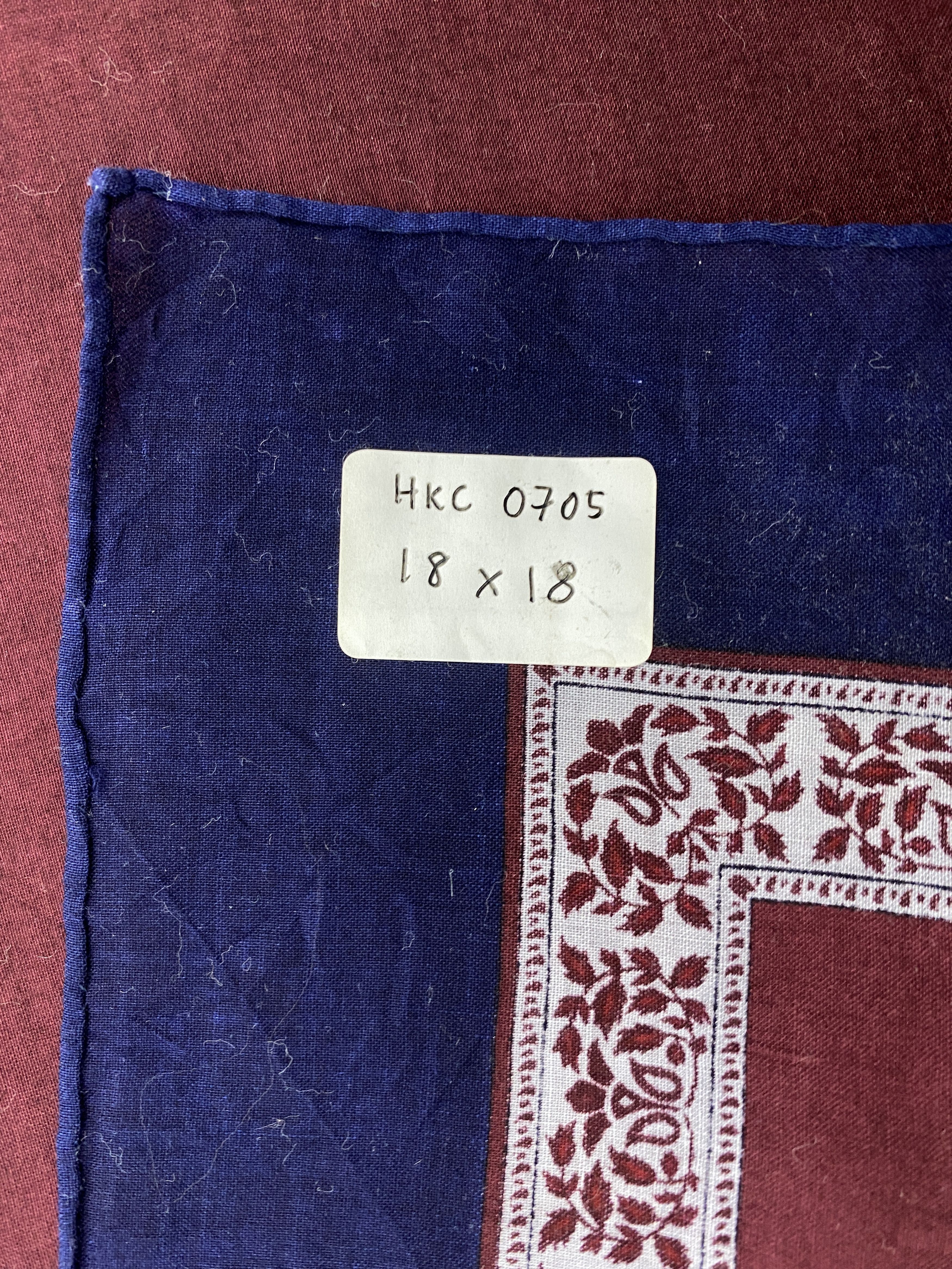 Vintage Yves Saint Laurent Handkerchief /Neckerchief HKC0705 Size ONE SIZE - 7 Thumbnail
