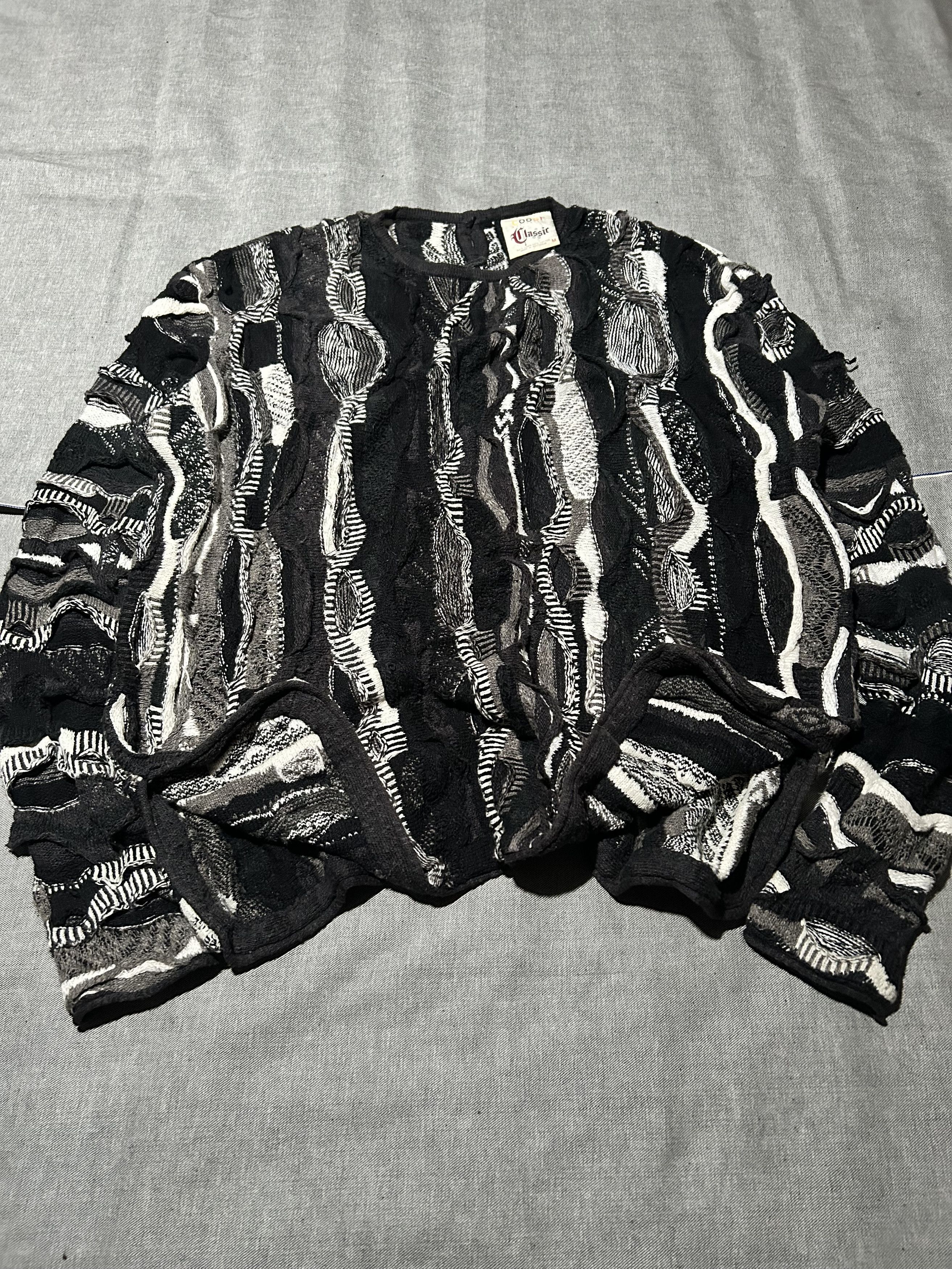 Coogi Coogi Classic 3D Knit (circa. 1989–93) Size US M / EU 48-50 / 2 - 3 Thumbnail