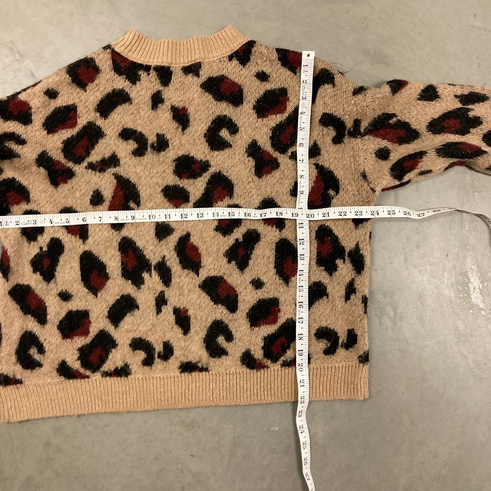 Vintage Y2K cheetah sweater Size US M / EU 48-50 / 2 - 4 Thumbnail