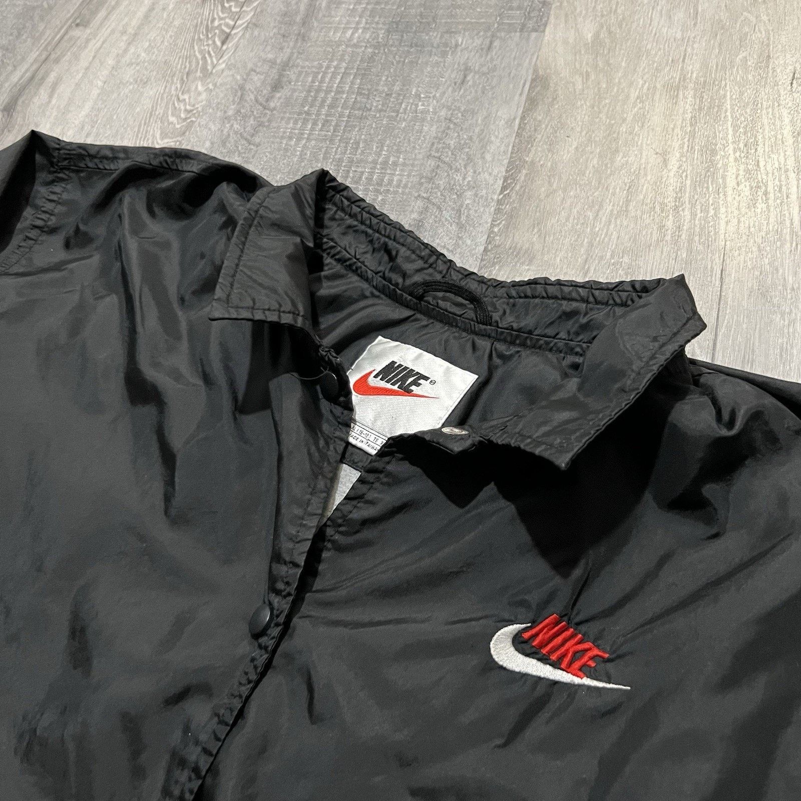 Nike VTG 90s Nike Black Snap Front Track Warm Up Fits L Jacket Size L / US 10 / IT 46 - 4 Thumbnail