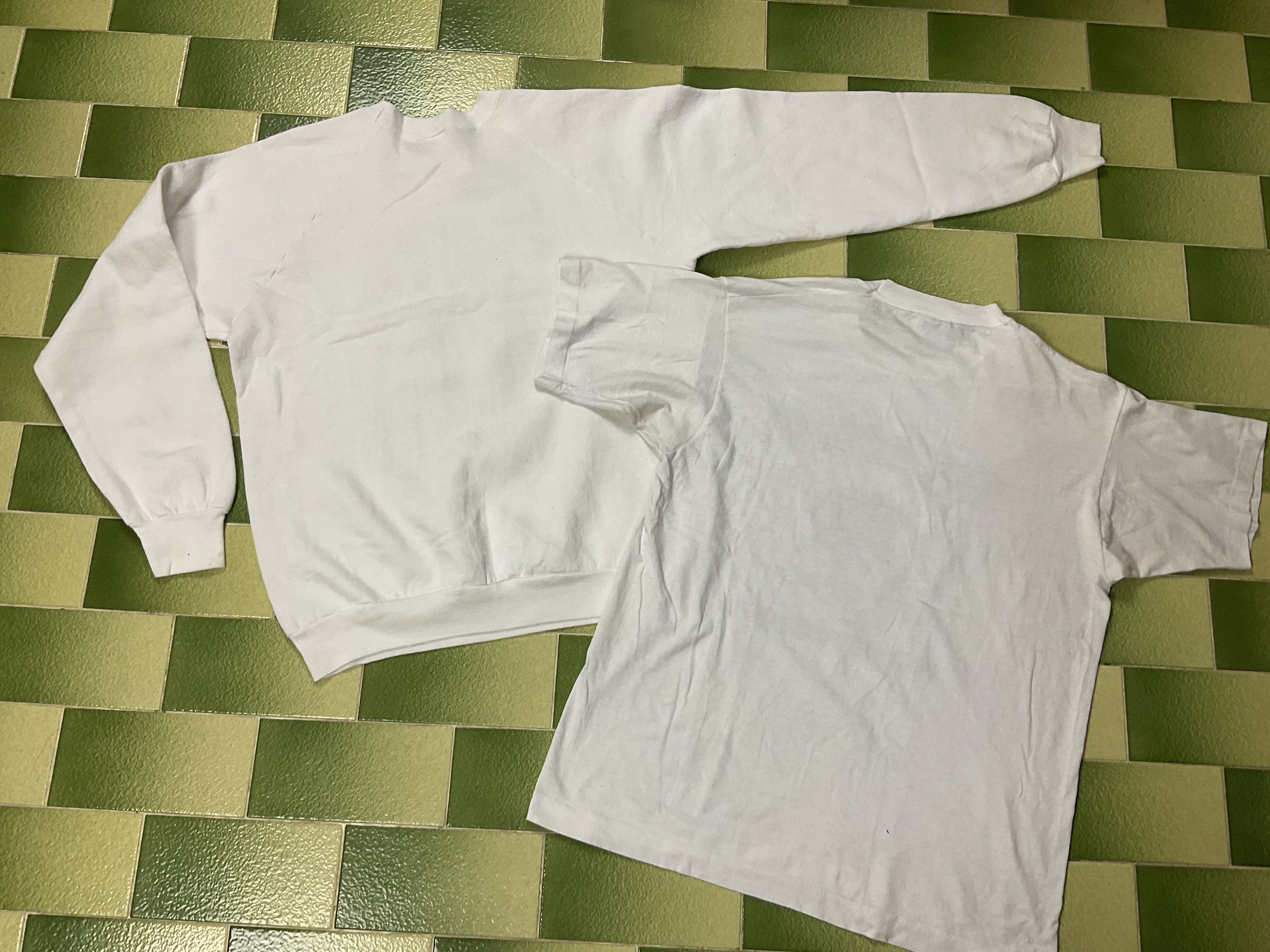 NCAA Vintage 1989-90 Michigan Spartans Sweatshirt FREE Vtg Tee Size US L / EU 52-54 / 3 - 2 Thumbnail