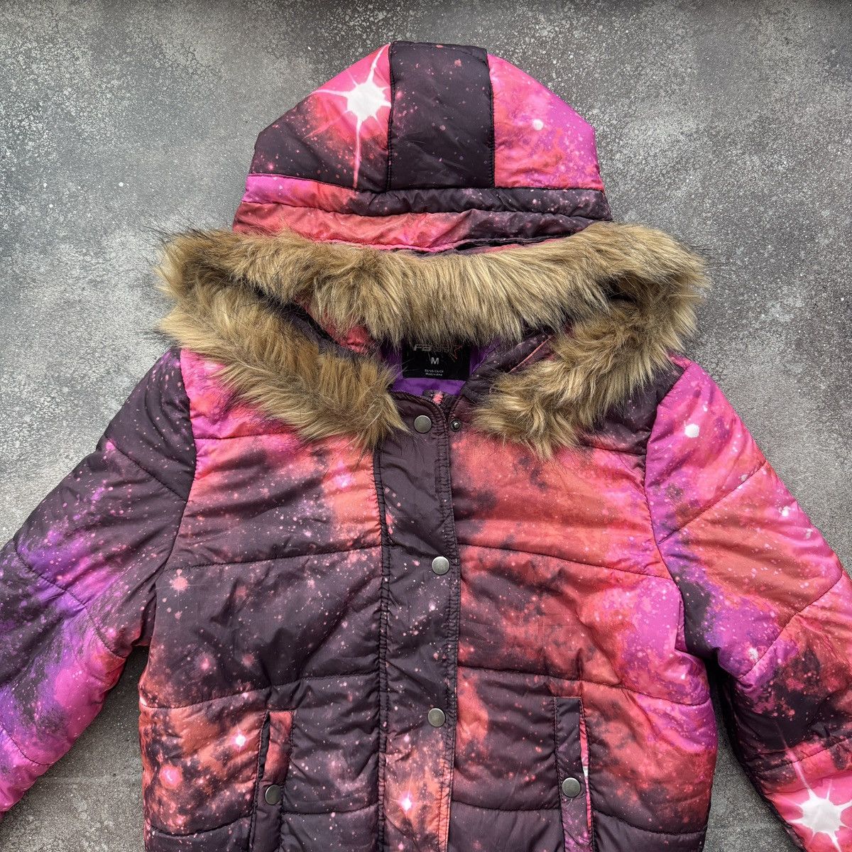 Japanese Brand Fbsister Y2K Galaxy Print Faux Fur Hooded Puffer Jacket Size M / US 6-8 / IT 42-44 - 3 Thumbnail