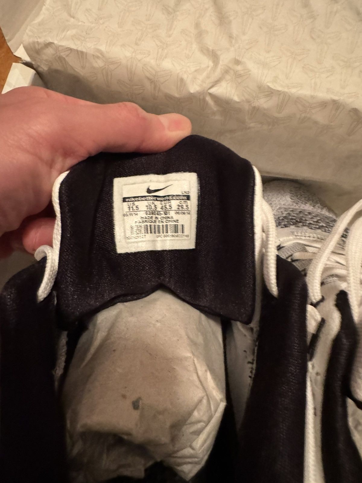 Nike Kobe 9 Beethoven (2014 release, not protro) Size US 11.5 / EU 44-45 - 8 Thumbnail