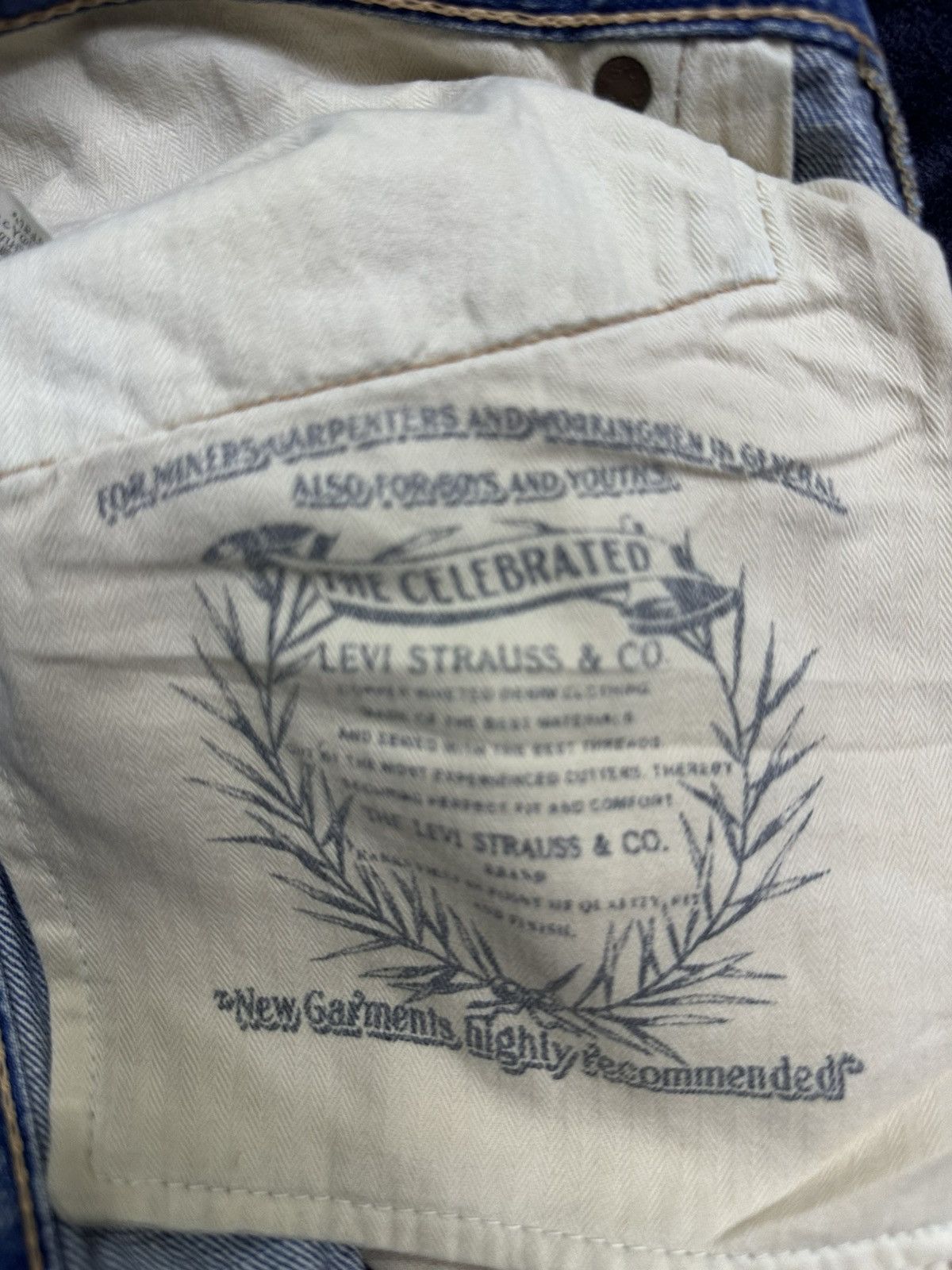Levi's Levis 502 Vintage 90's With Distressed and Baggy Style Faded Size US 33 - 10 Thumbnail