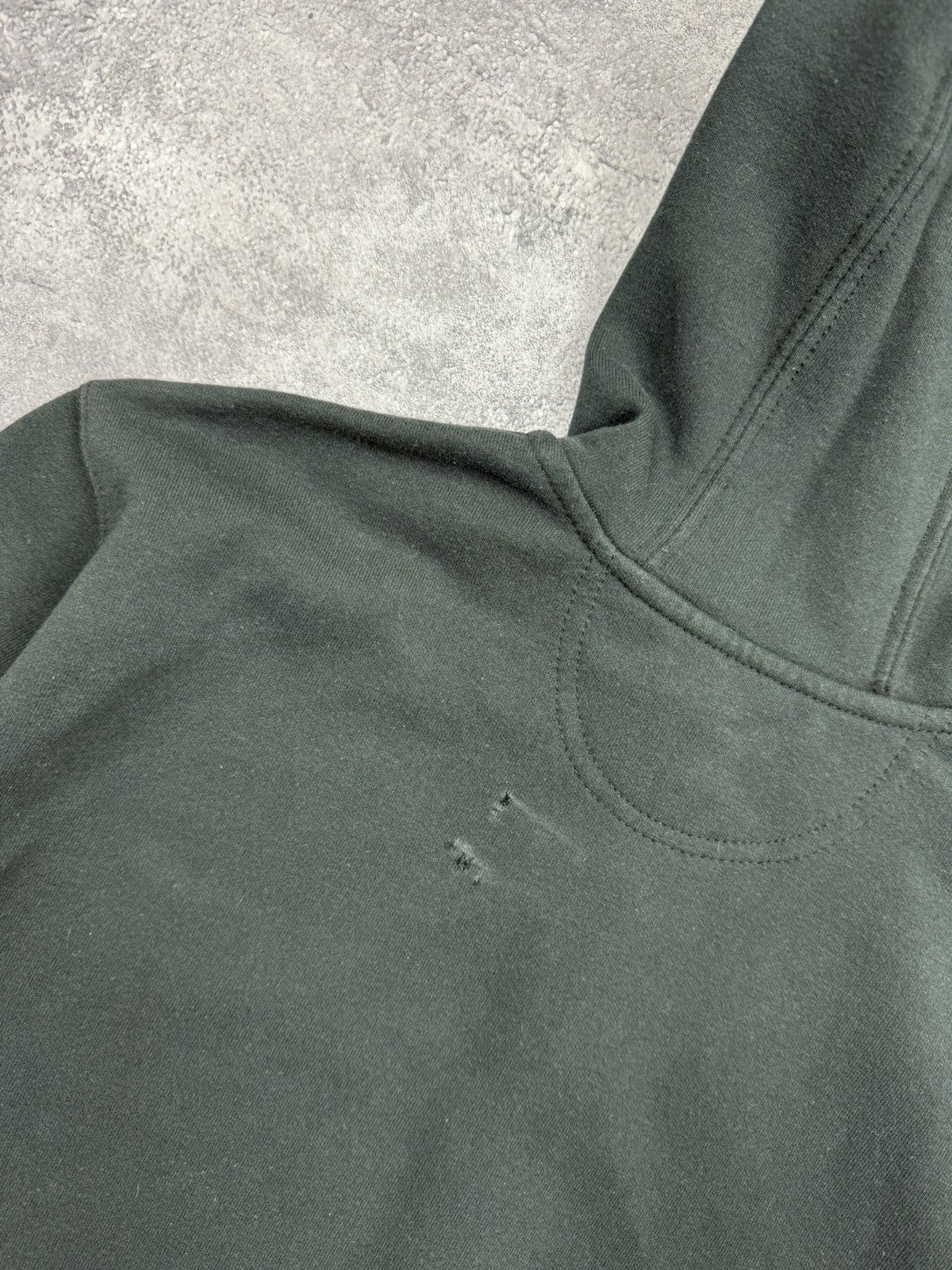 Carhartt Vintage Y2K Carhartt Big Logo Zip Up Hoodie Black Jacket Size US L / EU 52-54 / 3 - 16 Thumbnail