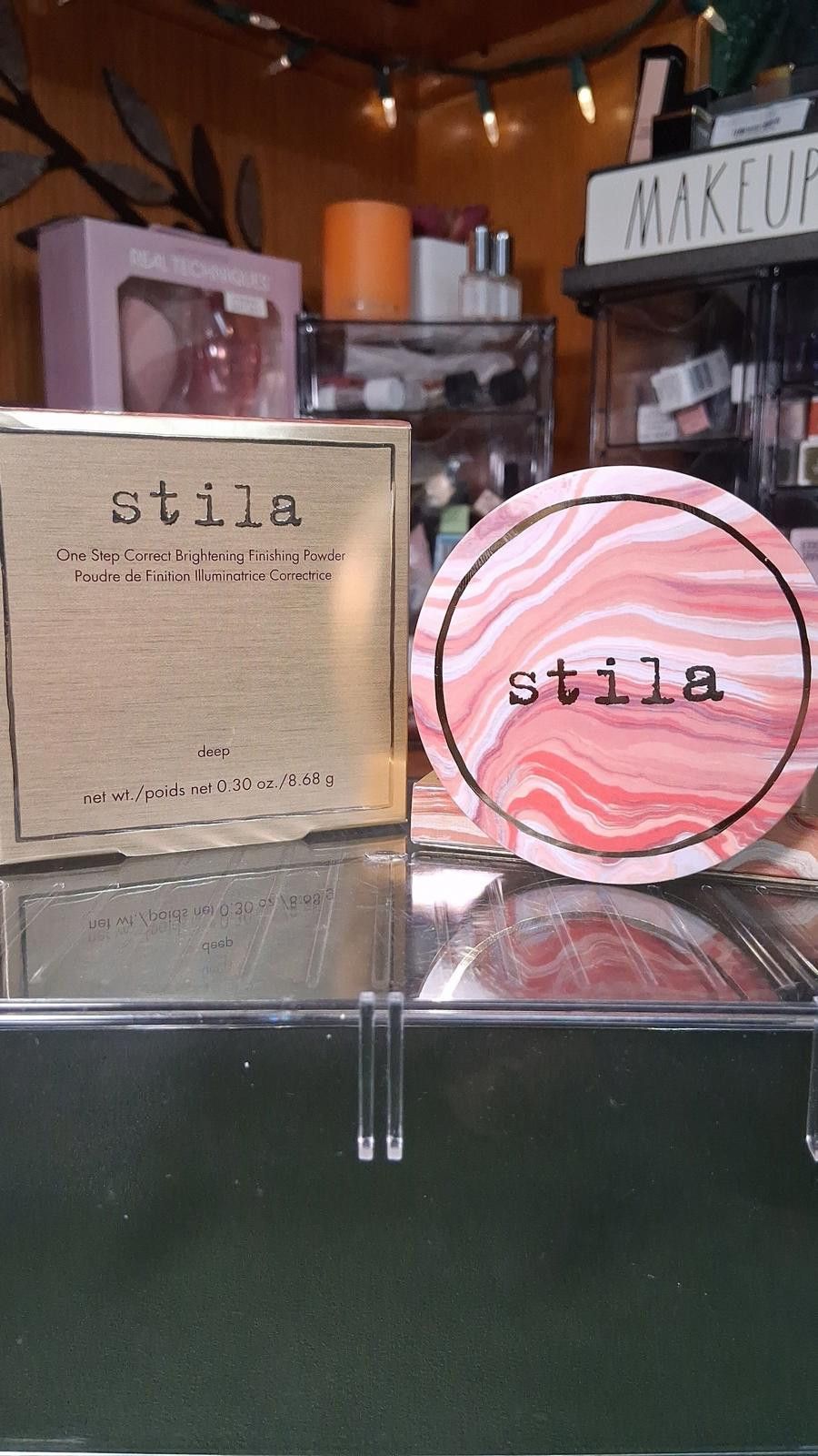 Silas Stila One Step Correct Brightening Finishing Powder Size ONE SIZE - 1 Thumbnail