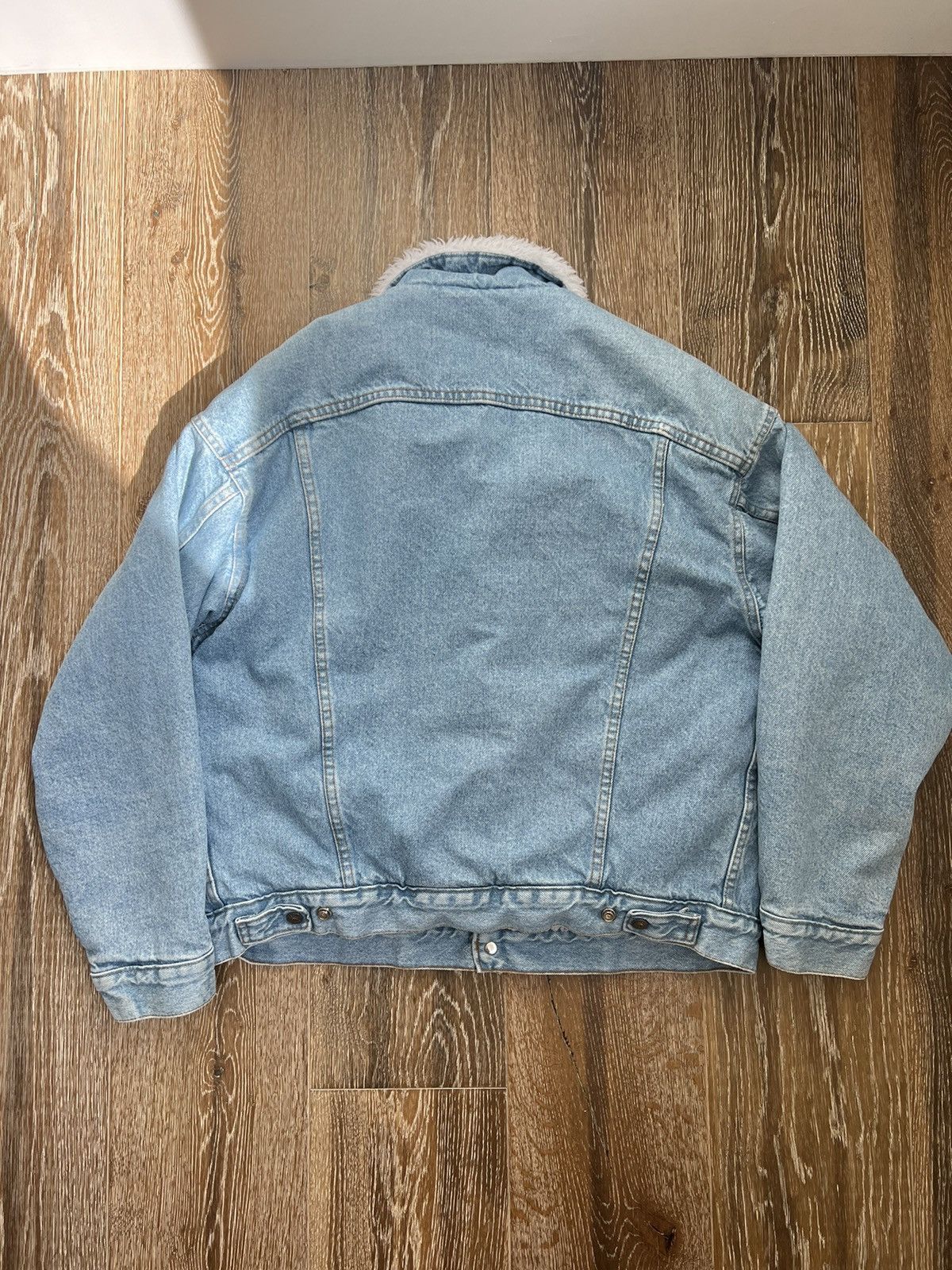 Levi's Vintage Levis 527 Sherpa Denim Trucker Jacket Size US L / EU 52-54 / 3 - 2 Thumbnail