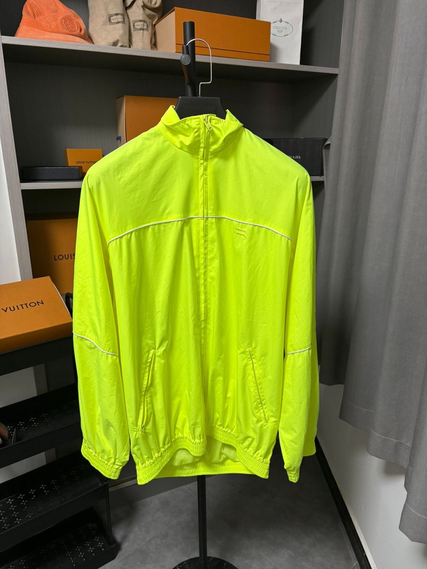 Balenciaga Balenciaga Glow Yellow Light Jacket 34 Men Size US XS / EU 42 / 0 - 1 Thumbnail