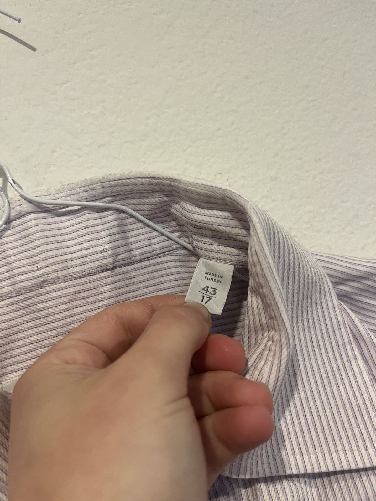 Ermenegildo Zegna Ermenegildo Zegna Dress Shirt Men’s Size 43/ 17 Purple Size US L / EU 52-54 / 3 - 3 Thumbnail