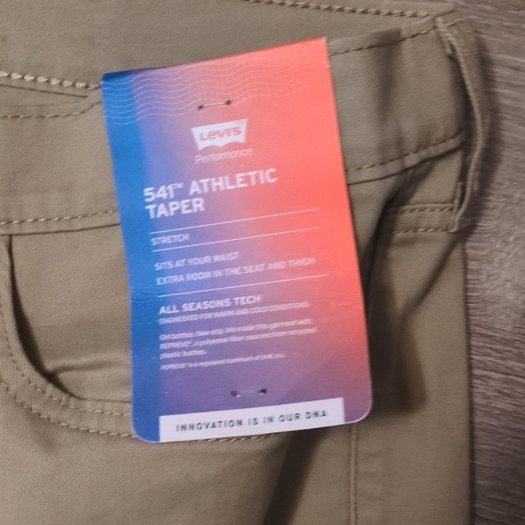 Levi's Levi's perf 541 athletic taper season tech jeans size 38x30 Size US 38 / EU 54 - 3 Thumbnail