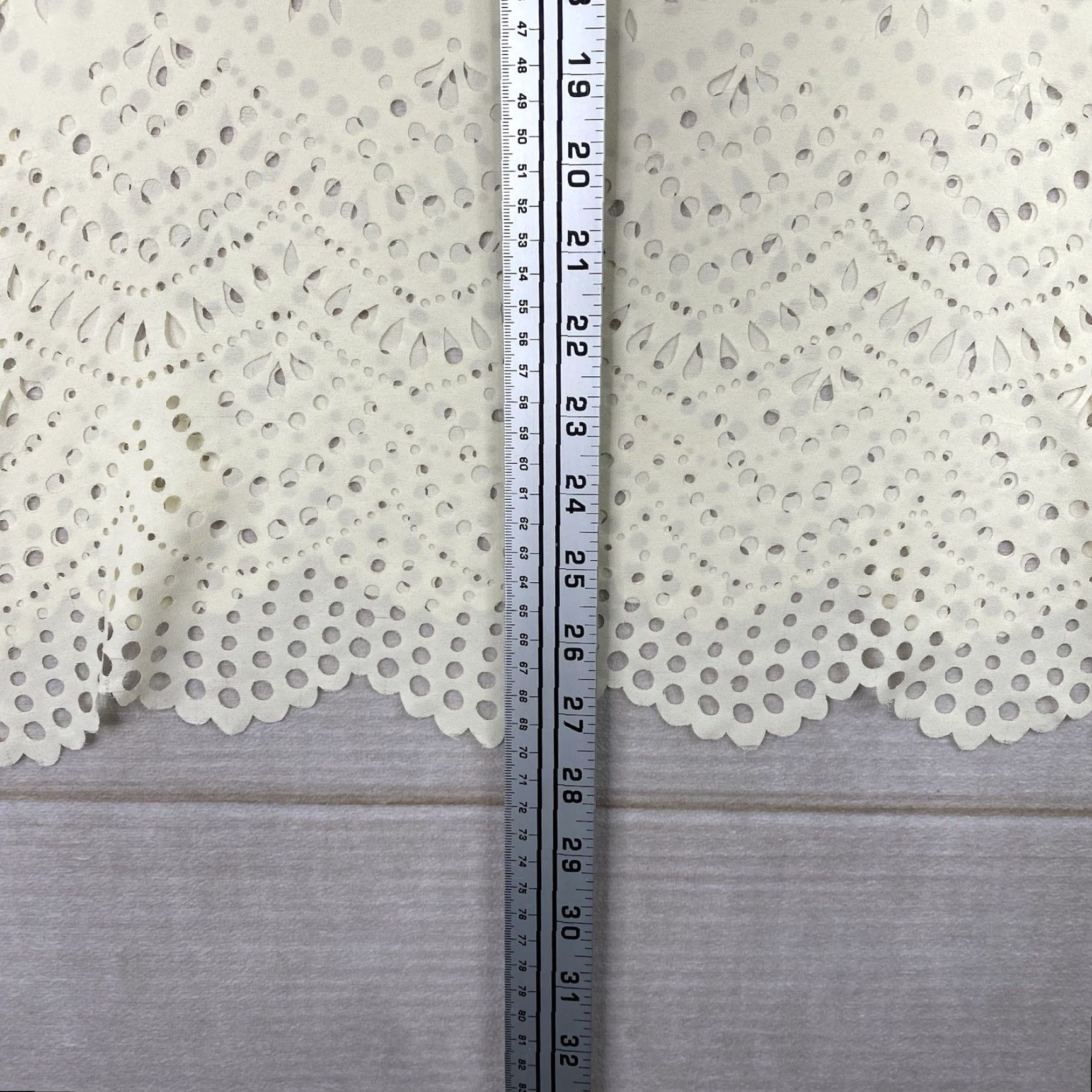 Vintage Do Everything in Love Womens Poncho Top OS Ivory Cut Out Detail Pullover Boho Size ONE SIZE - 2 Thumbnail