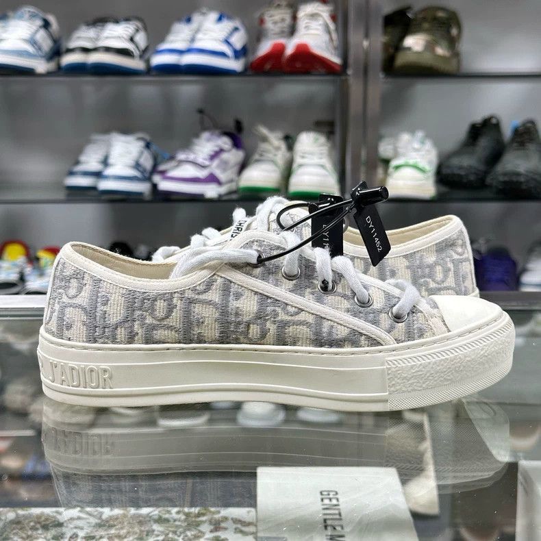 Dior Dior Monogram Embroidered Sneakers Size 35.5-2506 Size US 5.5 / IT 35.5 - 6 Thumbnail