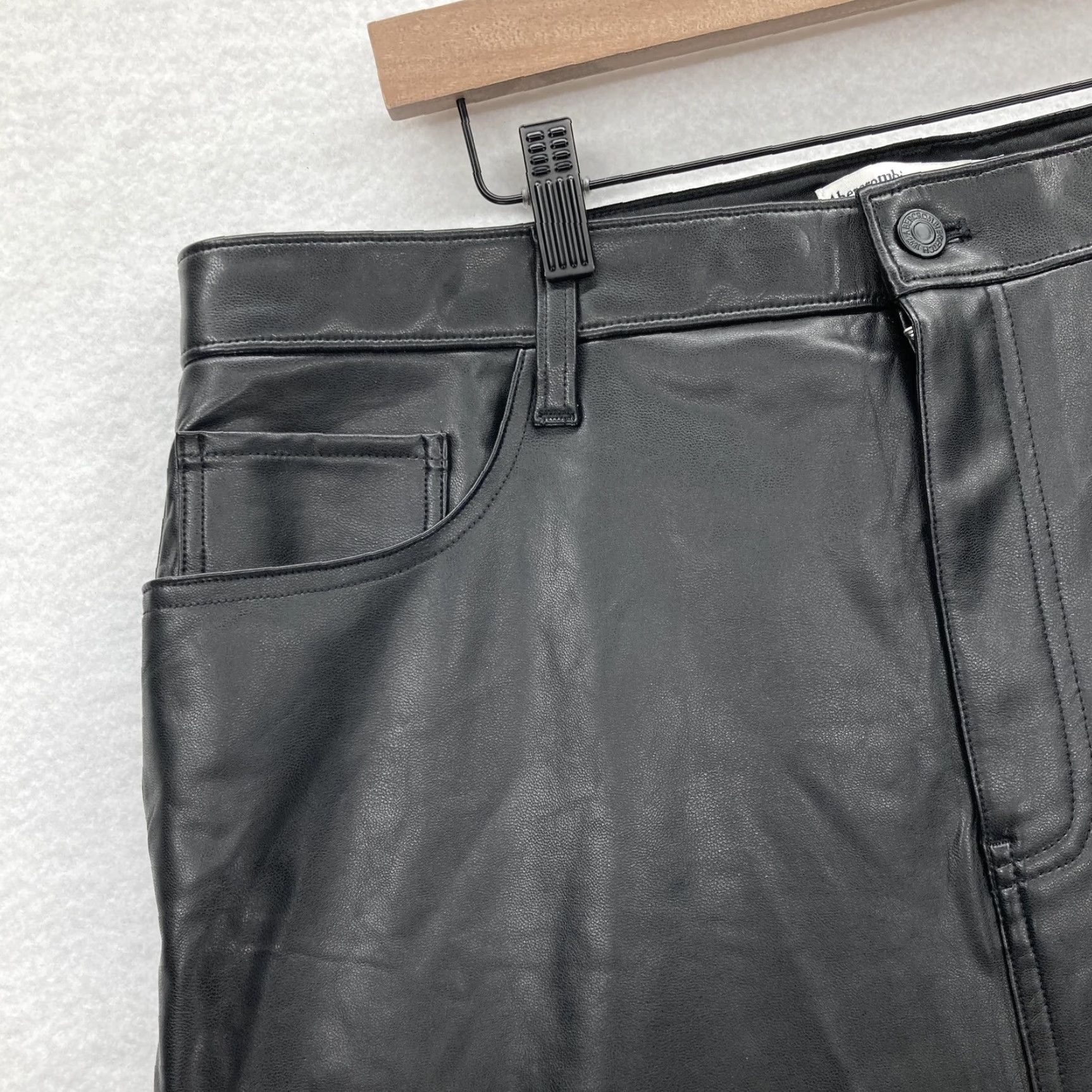 Abercrombie & Fitch Abercrombie & Fitch Skirt Womens 33 Black Faux Leather High Waist Midi Split NWT Size 24" / US 00 / IT 34 - 3 Thumbnail