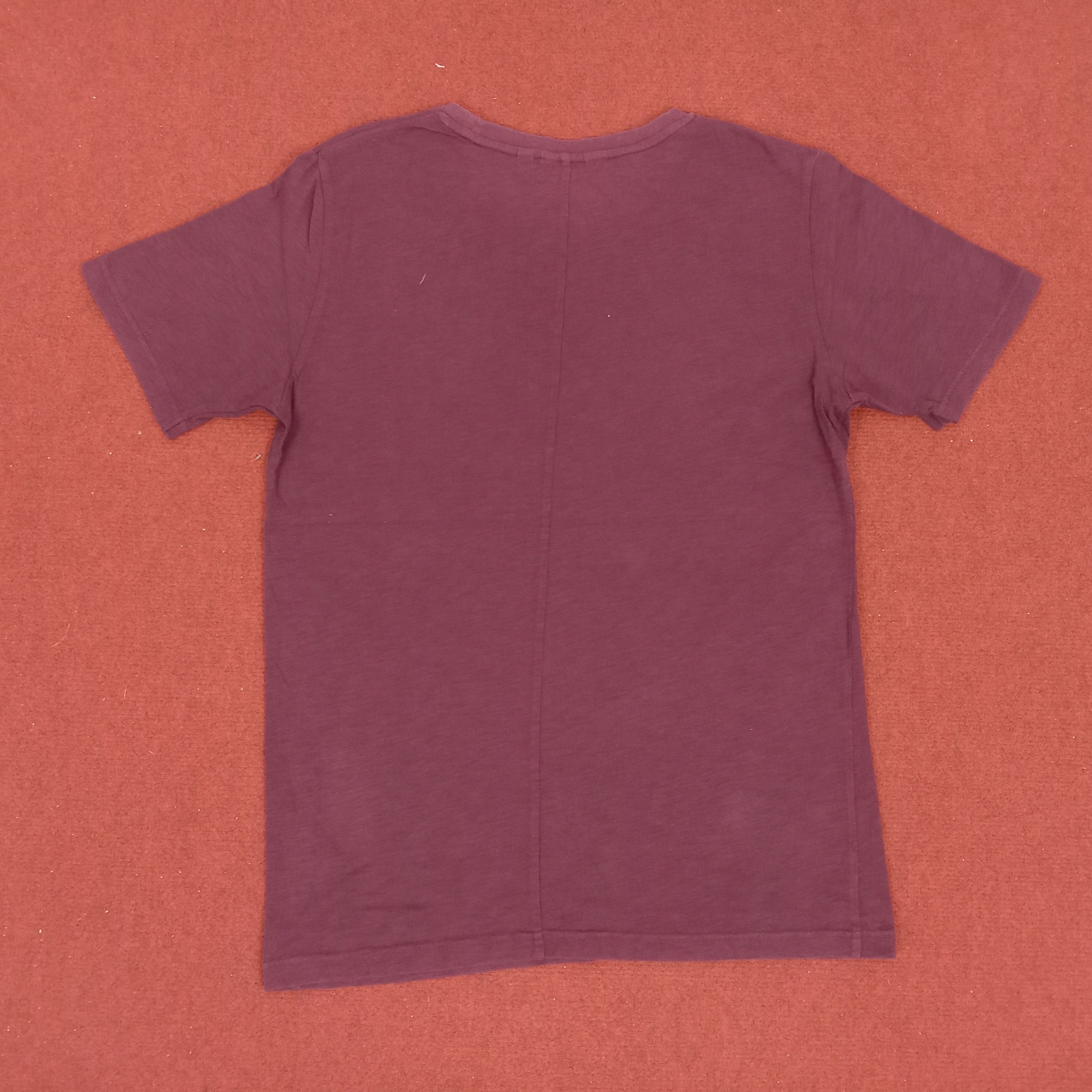 Japanese Brand Uniqlo Undercover Japanese Brand Streetwear Style Tshirt Size US M / EU 48-50 / 2 - 3 Thumbnail