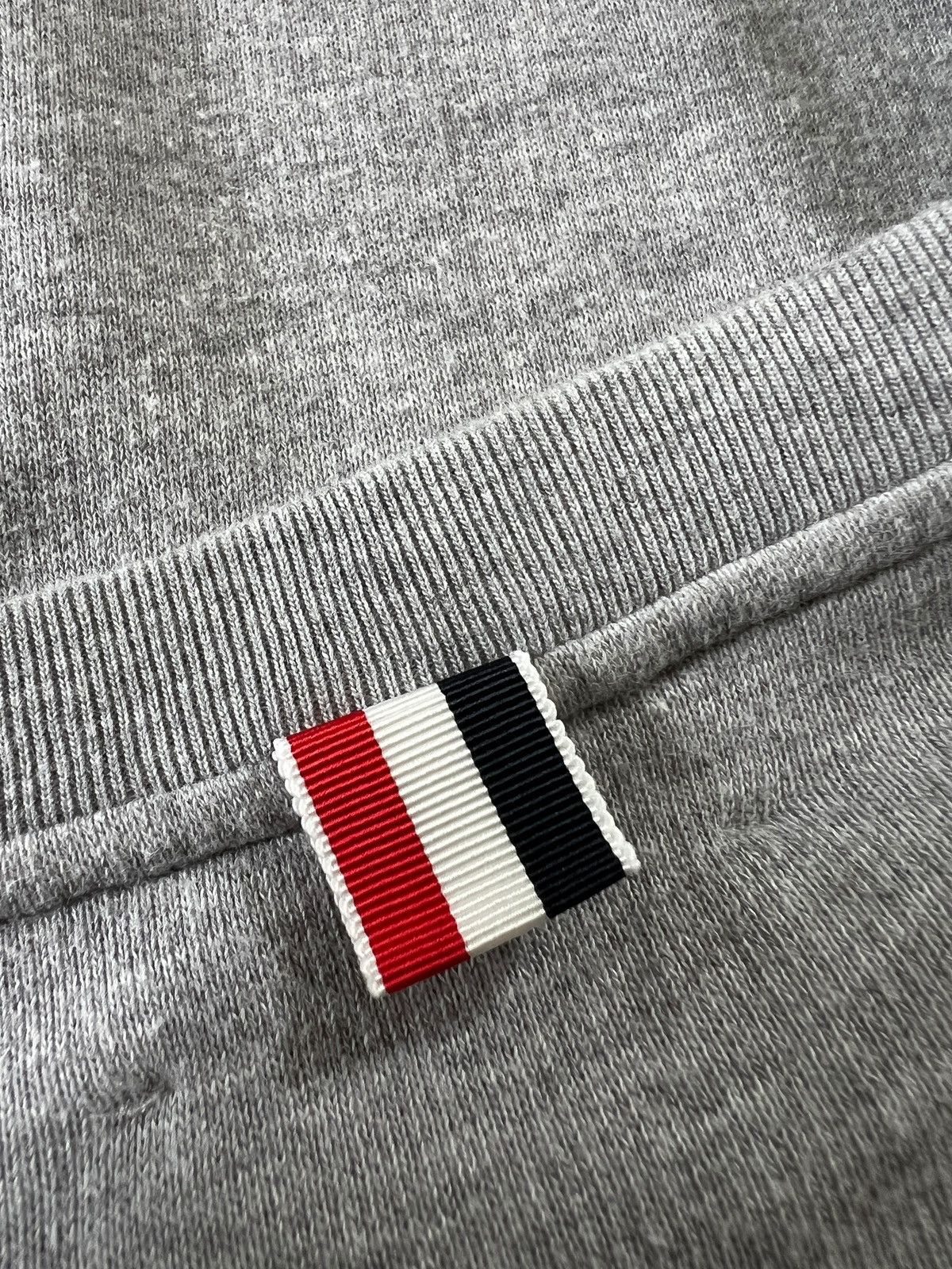Thom Browne Thom Browne 4 Bar Classic Sweatshirt Size US XS / EU 42 / 0 - 11 Thumbnail